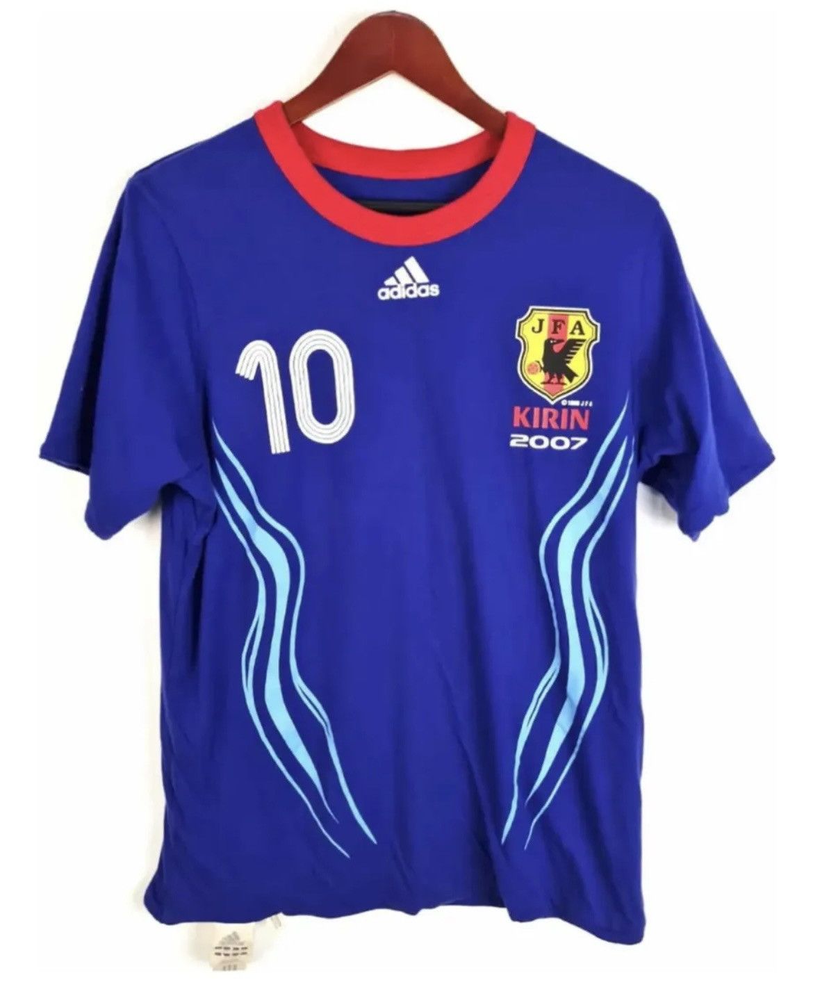 Adidas Vintage 2000s Japan soccer t shirt official doble sided L Size US L / EU 52-54 / 3 - 1 Thumbnail