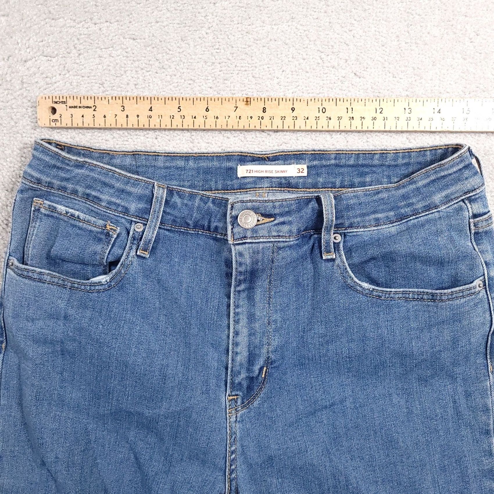 Levi's Levi's 721 High-Rise Skinny Akle Raw Him Dostressed Medium Wash Denim Womens 32 Size ONE SIZE - 5 Thumbnail