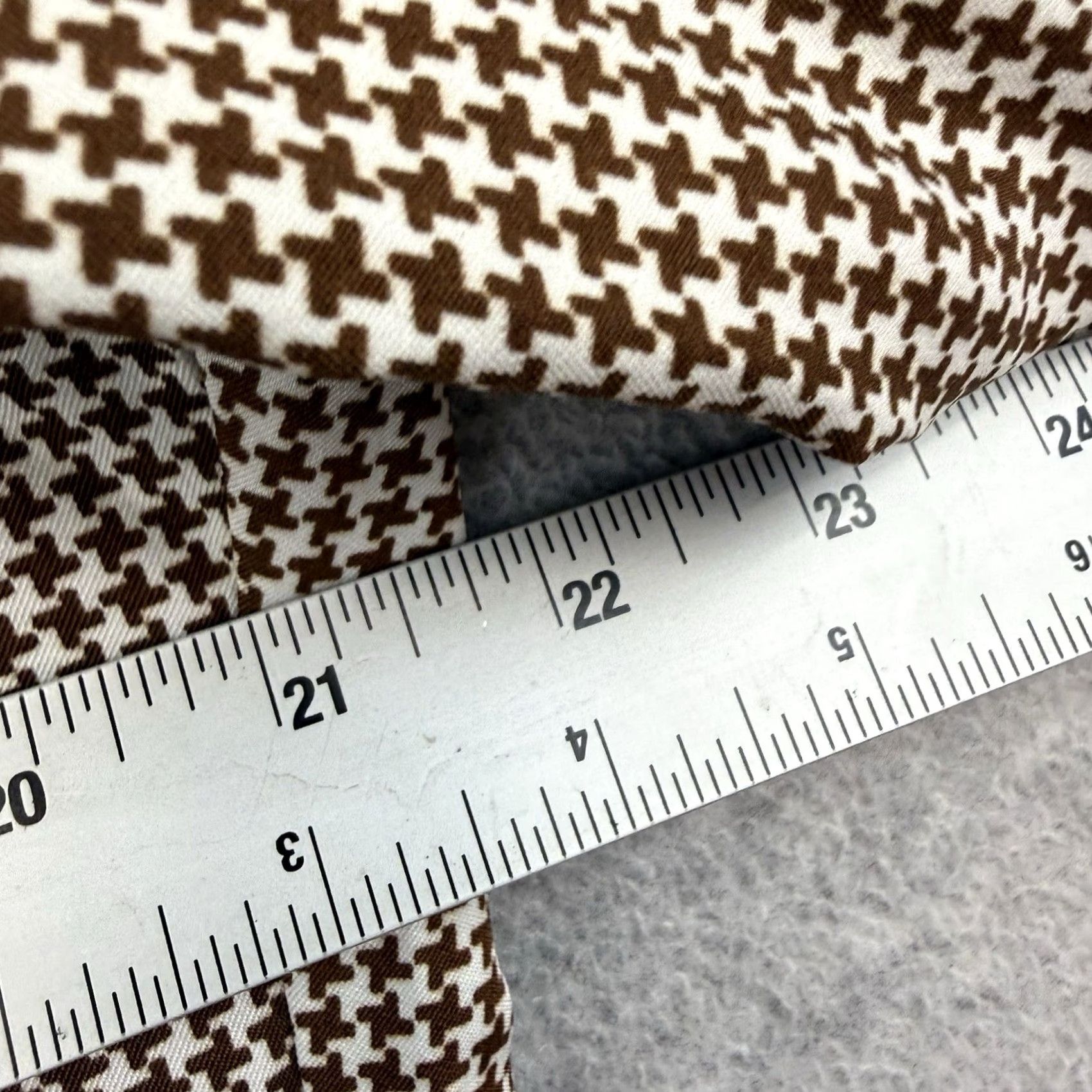 Van Heusen VINTAGE Van Heusen Shirt Mens M Brown Floral Geometric 70s Retro Button-Up Long Sleeve Collared Size US M / EU 48-50 / 2 - 6 Thumbnail