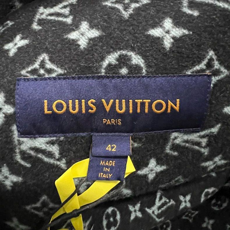 Louis Vuitton Louis Vuitton presbyopia printed all over the inside coat 2 Size US XS / EU 42 / 0 - 5 Thumbnail