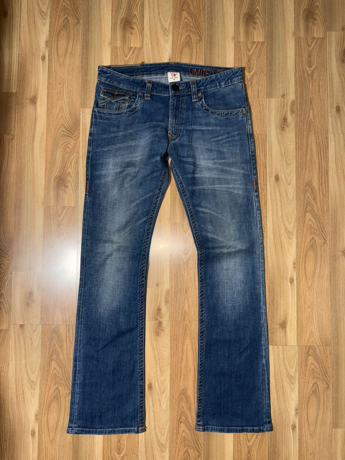 True Religion VTG True Religion LimitedEdition Guitar Billy Bootcut Size30 Size US 30 / EU 46 - 1 Thumbnail