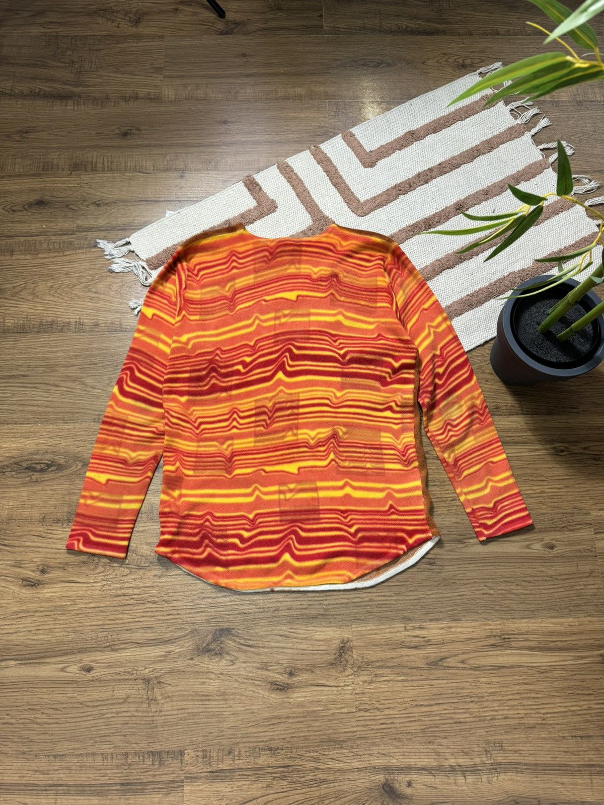 Custo Barcelona CUSTO BARCELONA LE VIYAGE FACE PRINTED LONG SWEATER Size M / US 6-8 / IT 42-44 - 6 Thumbnail