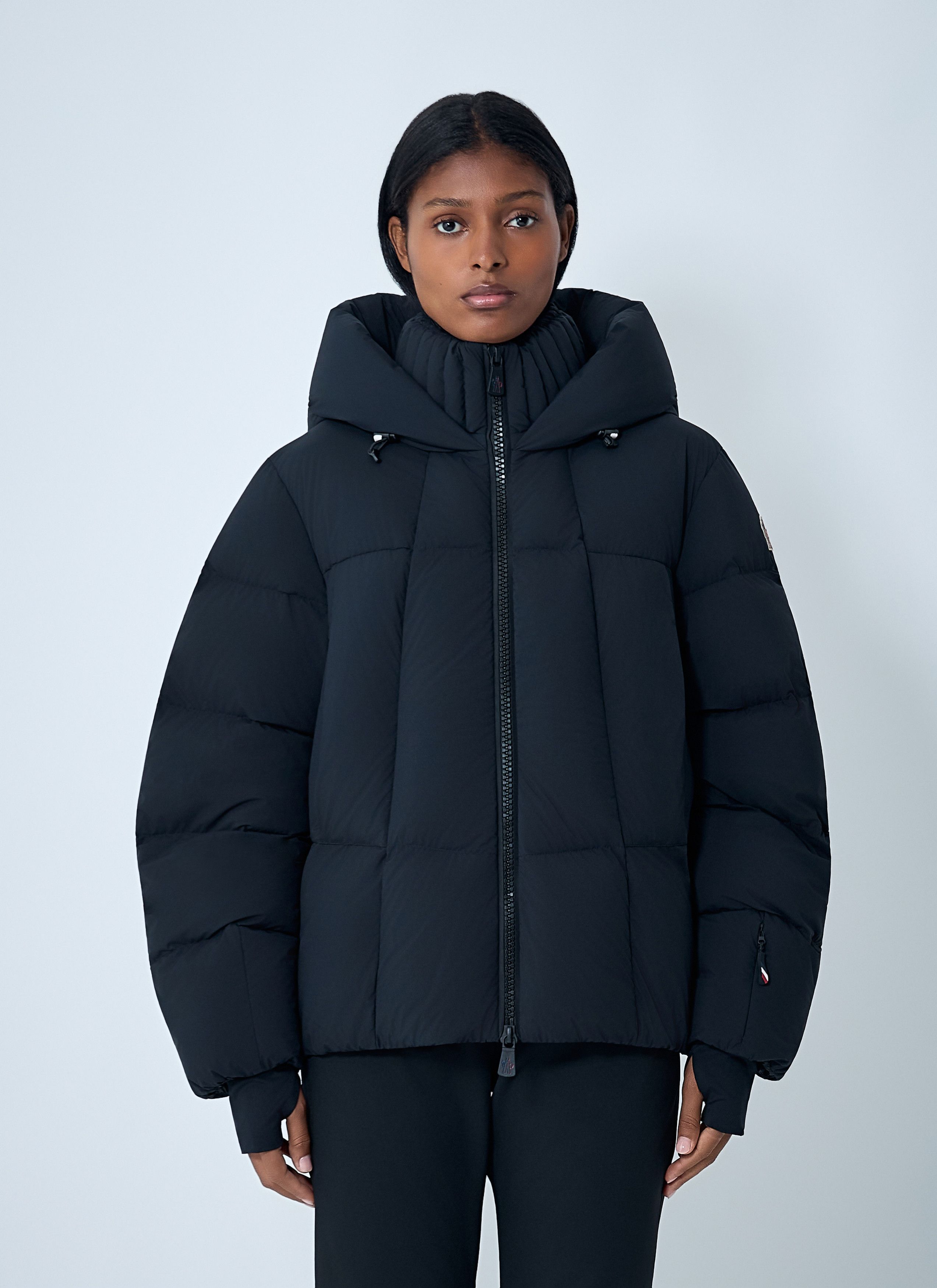 Moncler Grenoble Bonnieure Short Down Jacket Size XS / US 0-2 / IT 36-38 - 1 Thumbnail
