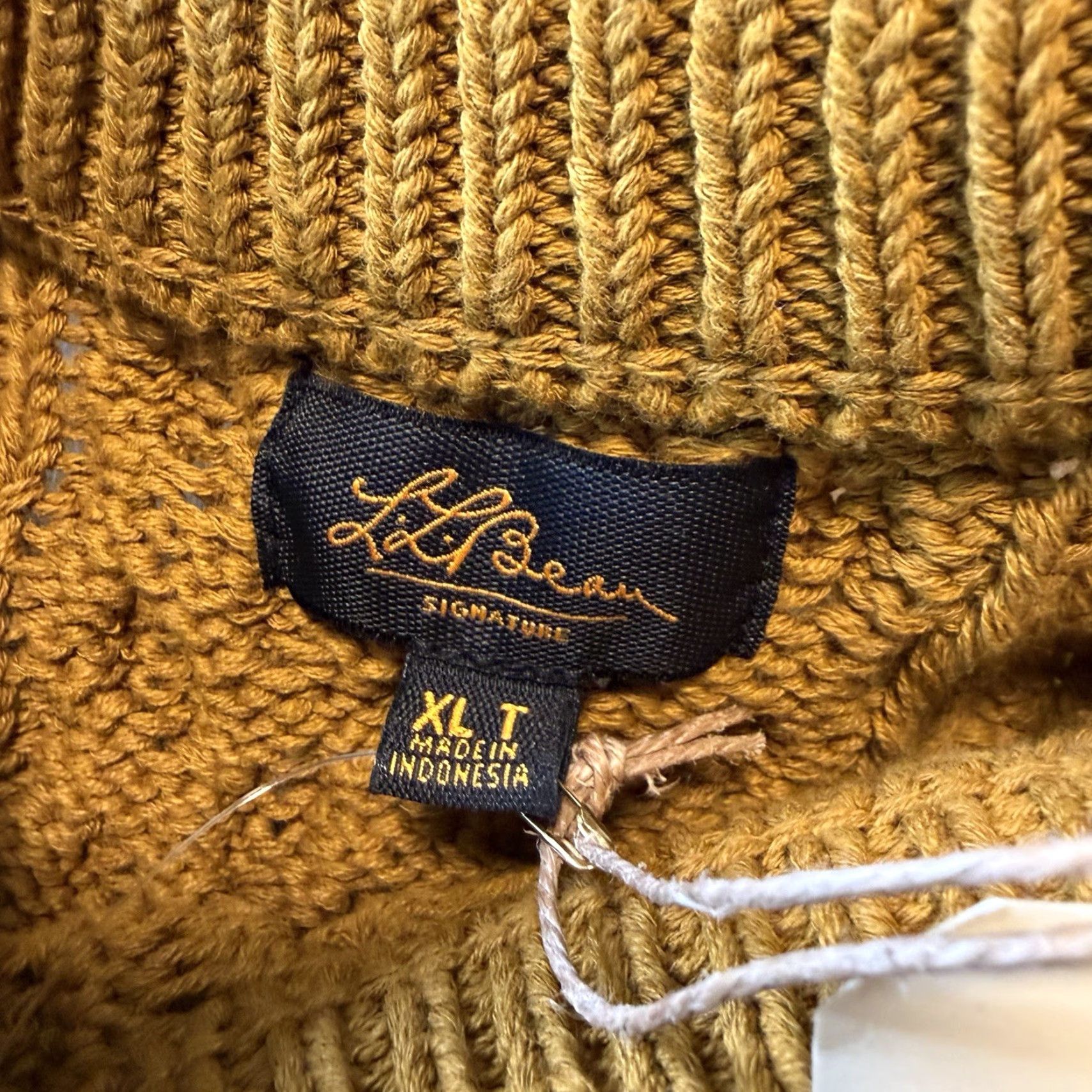 Vintage LL Bean Signature Cotton Fisherman Sweater XL Tall Brassy Olive New Men Size US XL / EU 56 / 4 - 3 Thumbnail