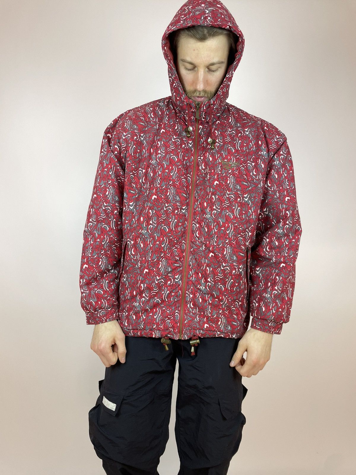 Reebok × Vintage REEBOK Vintage Multicolour Pattern Hooded jacket size L 90s Size US L / EU 52-54 / 3 - 6 Thumbnail