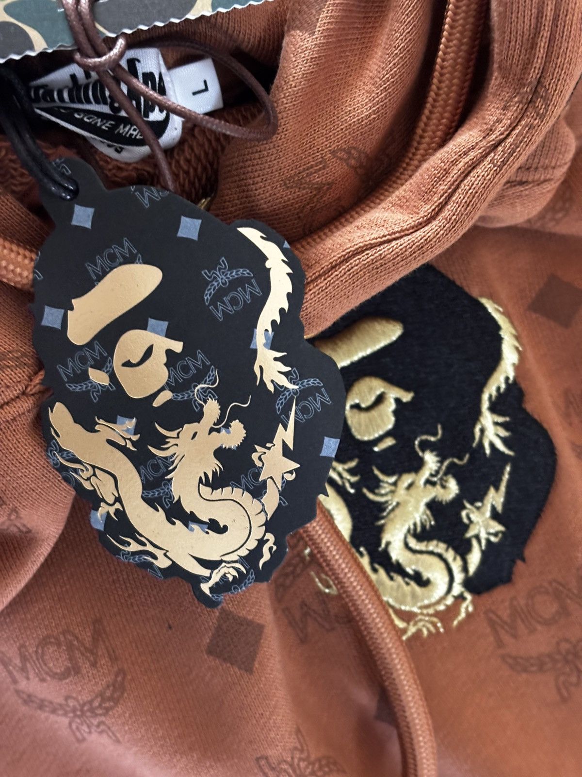 Bape Authentic ape bape x MCM shark pullover hoodie L new Size US L / EU 52-54 / 3 - 9 Thumbnail