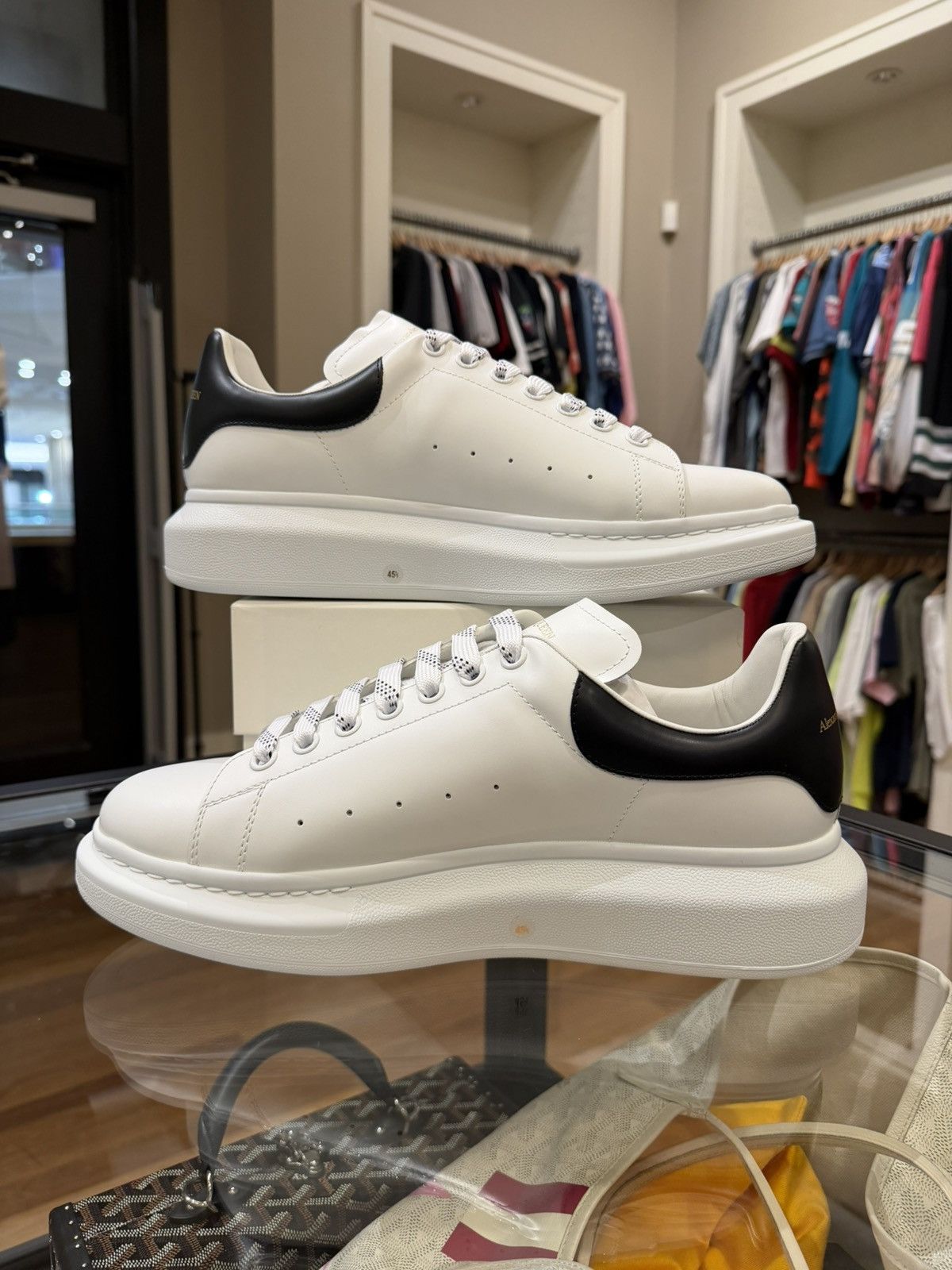 Alexander McQueen Alexander McQueen Oversized Sneaker Size US 12.5 / EU 45-46 - 2 Thumbnail