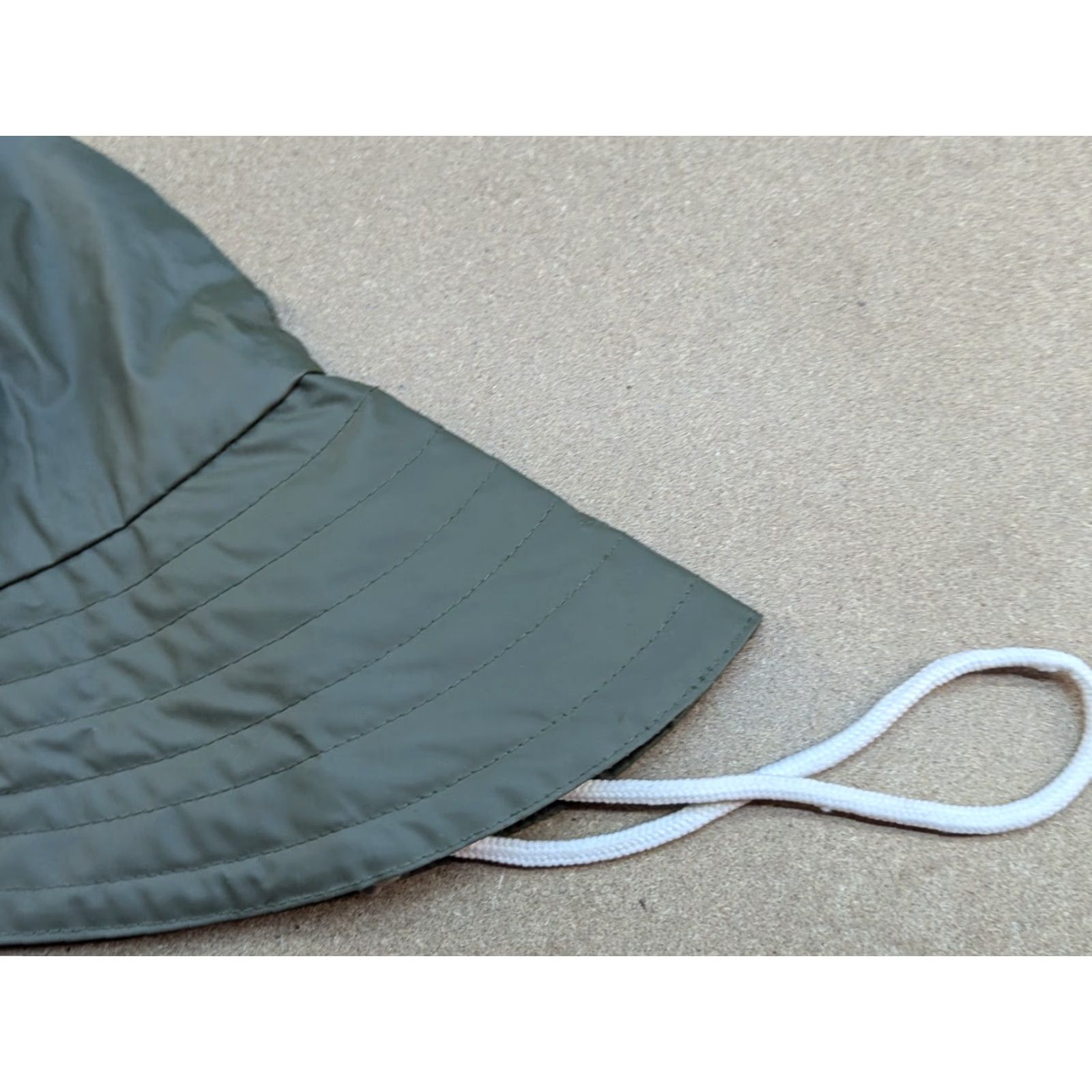 Ilse Jacobsen VINTAGE? No. Ilse Jacobsen Hornbaek Womens Green Bucket Hat One Size Waterproof Chin Strap Size ONE SIZE - 6 Thumbnail