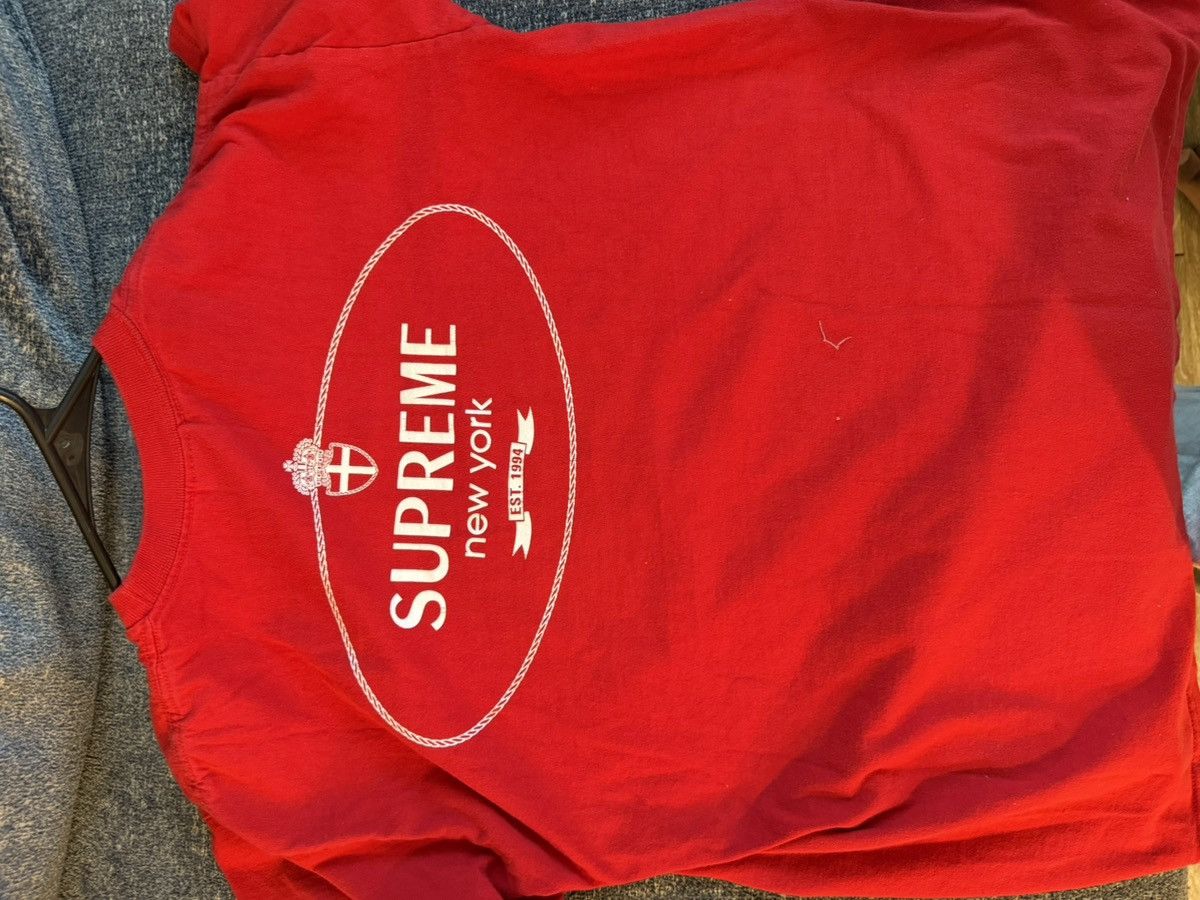 Supreme Supreme T shirt Size US M / EU 48-50 / 2 - 3 Thumbnail