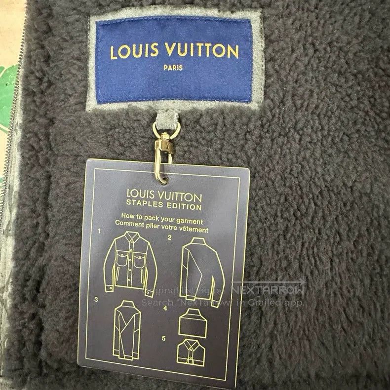 Louis Vuitton Louis Vuitton Dark Brown Full Print Fur One Piece Fur Coll Size US L / EU 52-54 / 3 - 3 Thumbnail