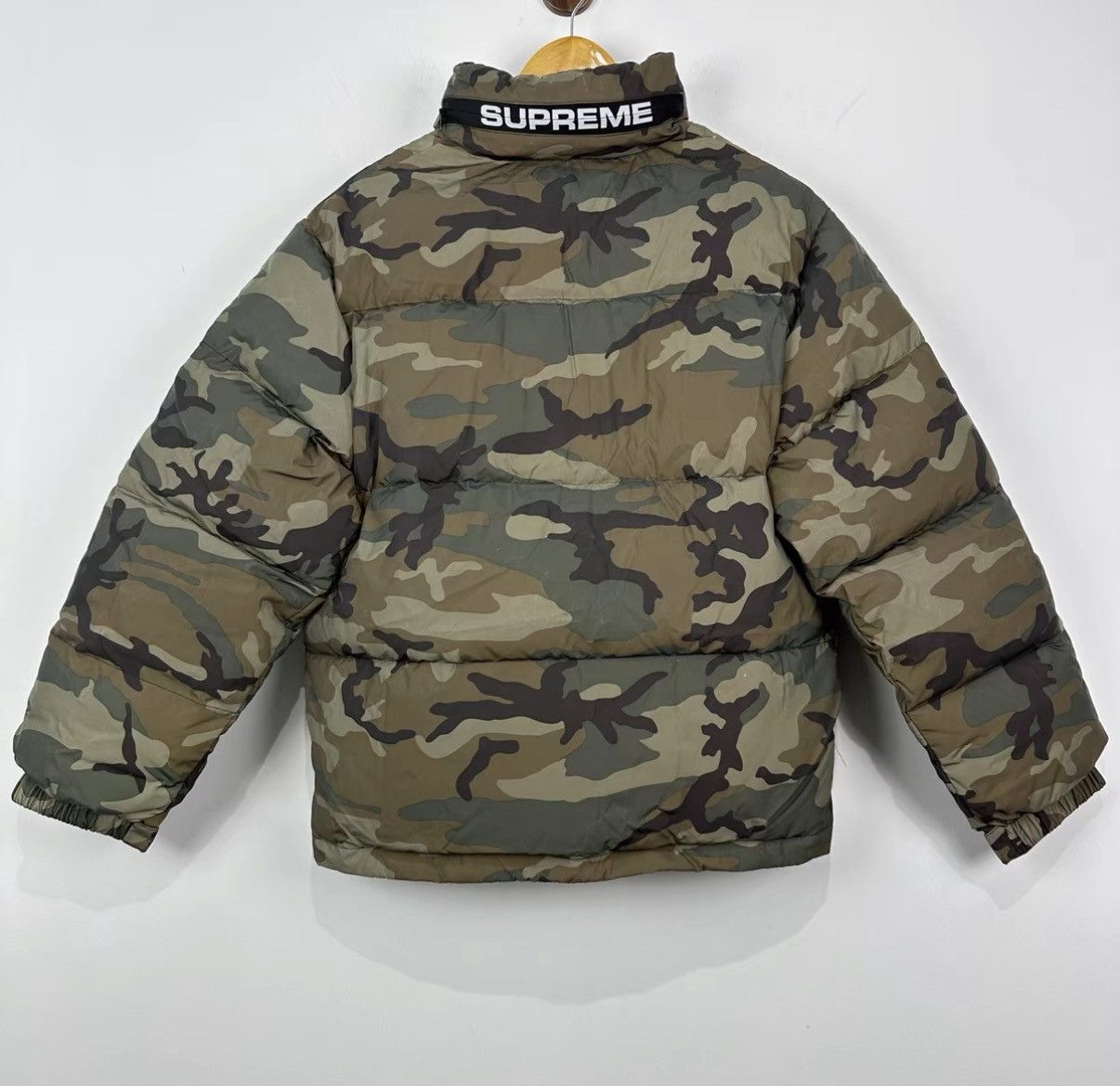 Supreme Supreme Snow Camouflage Down Jacket J42 Size US S / EU 44-46 / 1 - 1 Thumbnail