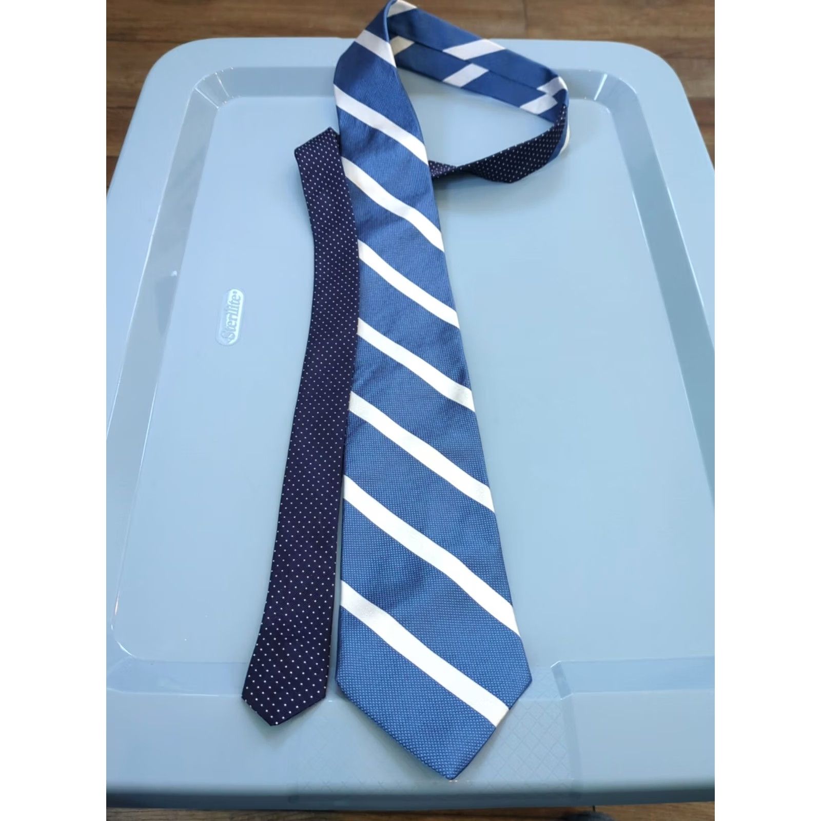 Tommy Hilfiger Tommy Hilfiger Mens Tie Neck Tie Blue White Stripe Regimental Silk Made In USA Size ONE SIZE - 6 Thumbnail