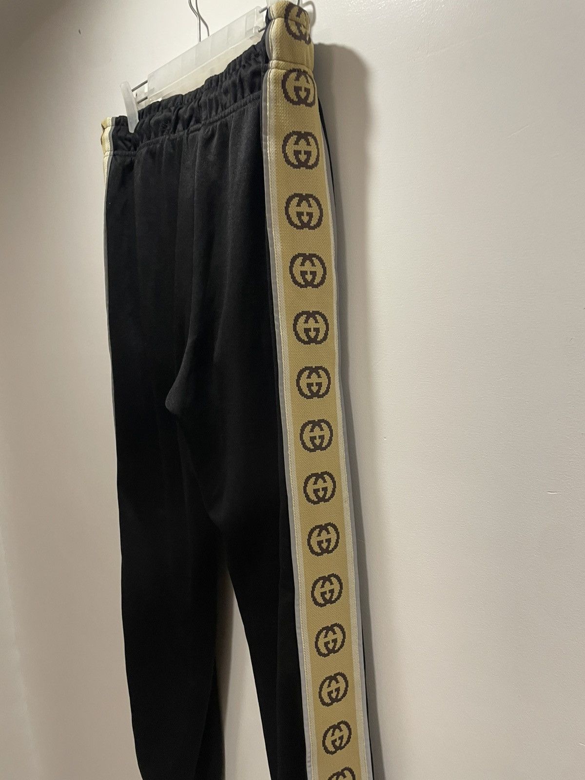 Gucci Gucci black technical jersey joggers Pants Size US 30 / EU 46 - 12 Thumbnail
