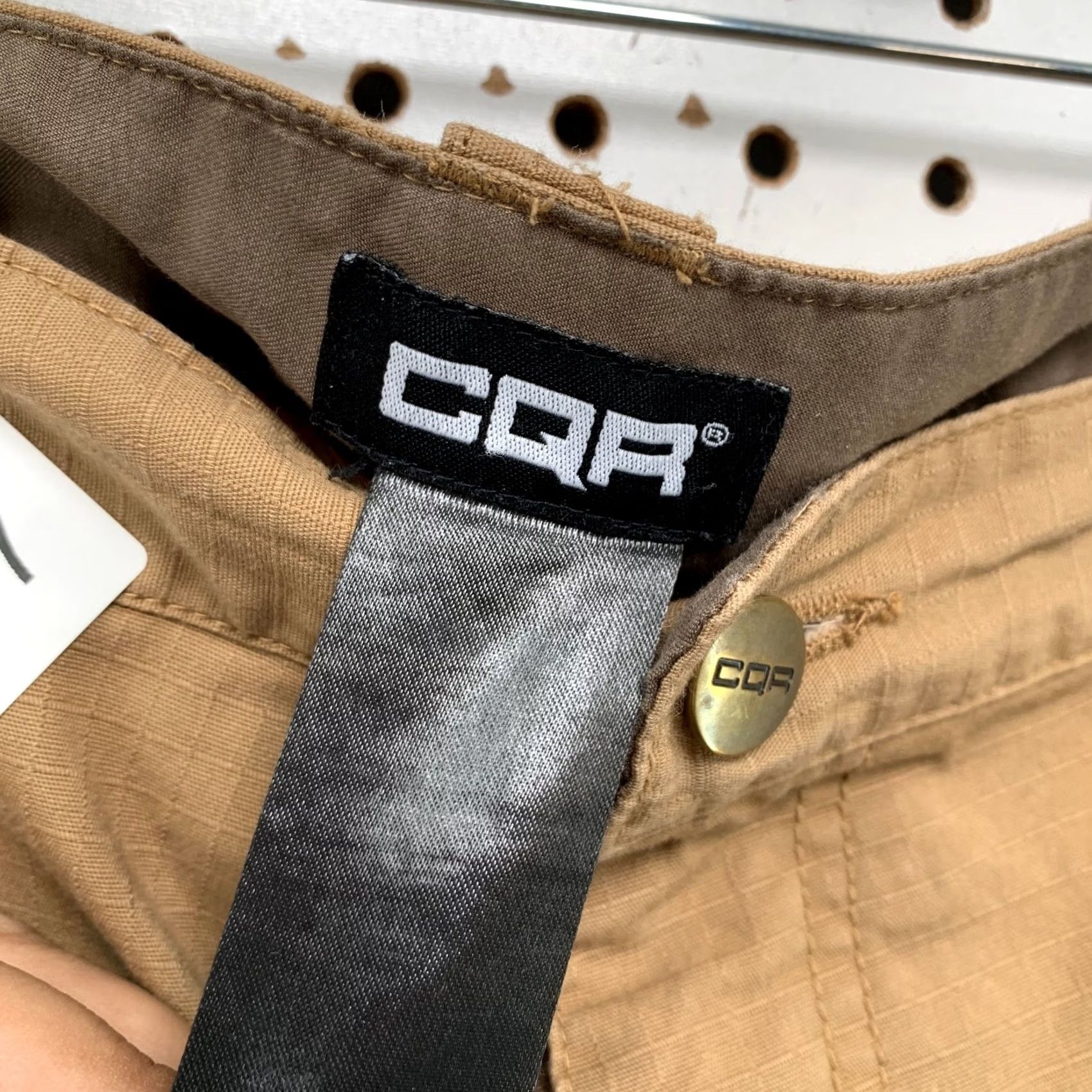 Vintage CQR Cargo Utility Pants Mens 38x33 Brown Work Wear Rip Stop Cargo Pants Mens 38 Brown Workwear Canvas Cotton Zip Pocket Straight Front 33 Inseam Mens Size US 38 / EU 54 - 5 Thumbnail