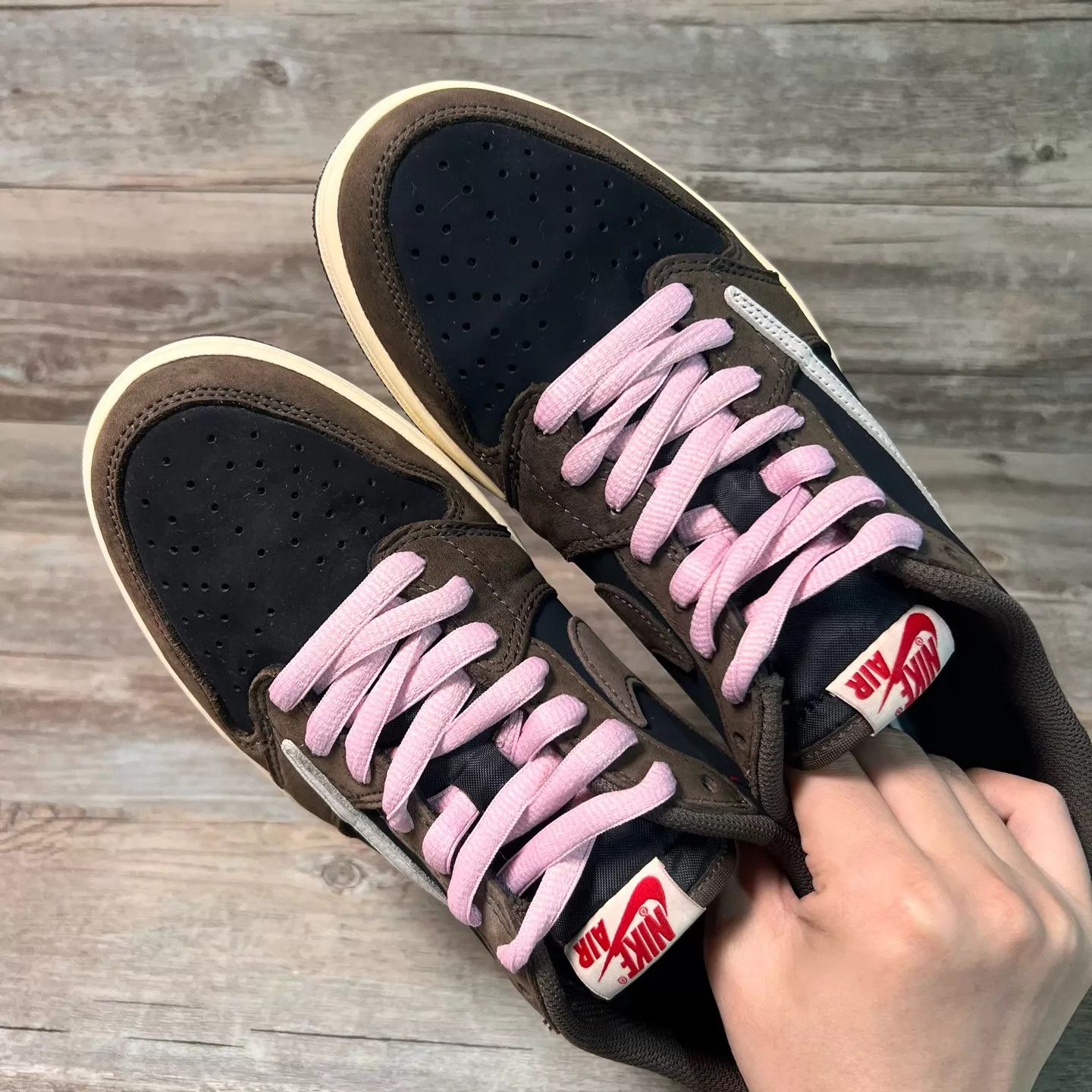 Nike Travis Scott x Air Jordan 1 Low OG 'Black Brown' 42 Size US 9 / EU 42 - 5 Thumbnail