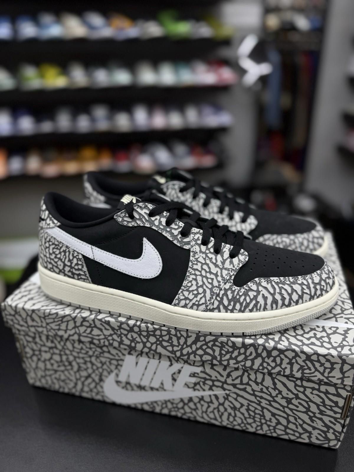 Jordan Brand Air Jordan 1 Retro OG Low Black Cement Size 13 CZ0790-001 Size US 13 / EU 46 - 1 Thumbnail