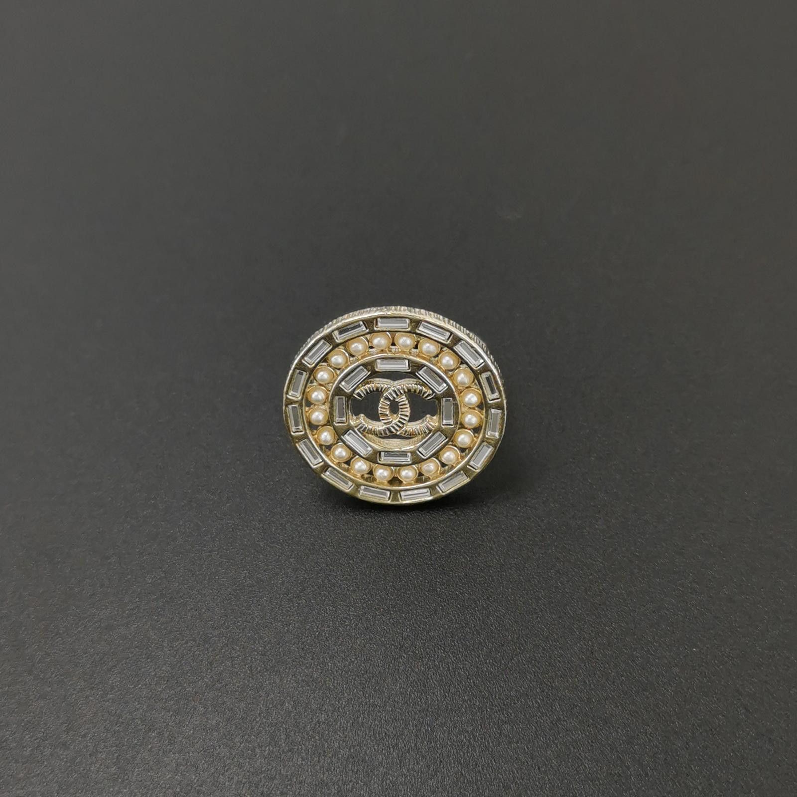 Chanel Chanel Imitation Crystal and Pearl Double C Logo Ring Size Size ONE SIZE - 6 Thumbnail
