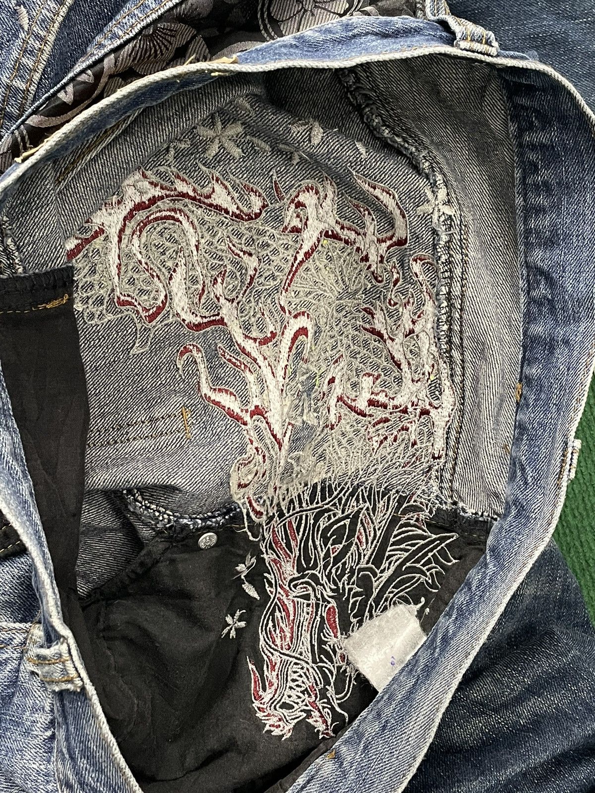 Japanese Brand Rare Japanese Dragon Embroidery Jeans Size US 34 / EU 50 - 11 Thumbnail