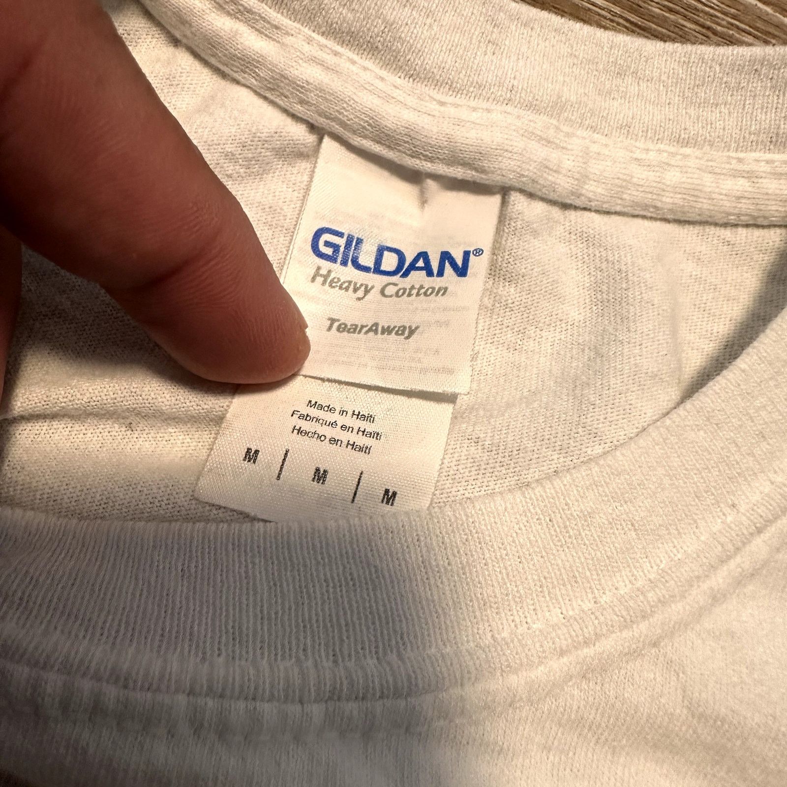 Gildan 2019 Florida Georgia Line Tour White -Shirt Medium Size US M / EU 48-50 / 2 - 3 Thumbnail