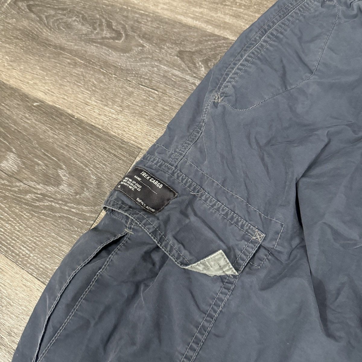 JNCO × Old Navy × Vintage Crazy Vintage y2k Old navy gorpcore baggy wide leg cargo pan Size US 34 / EU 50 - 2 Thumbnail