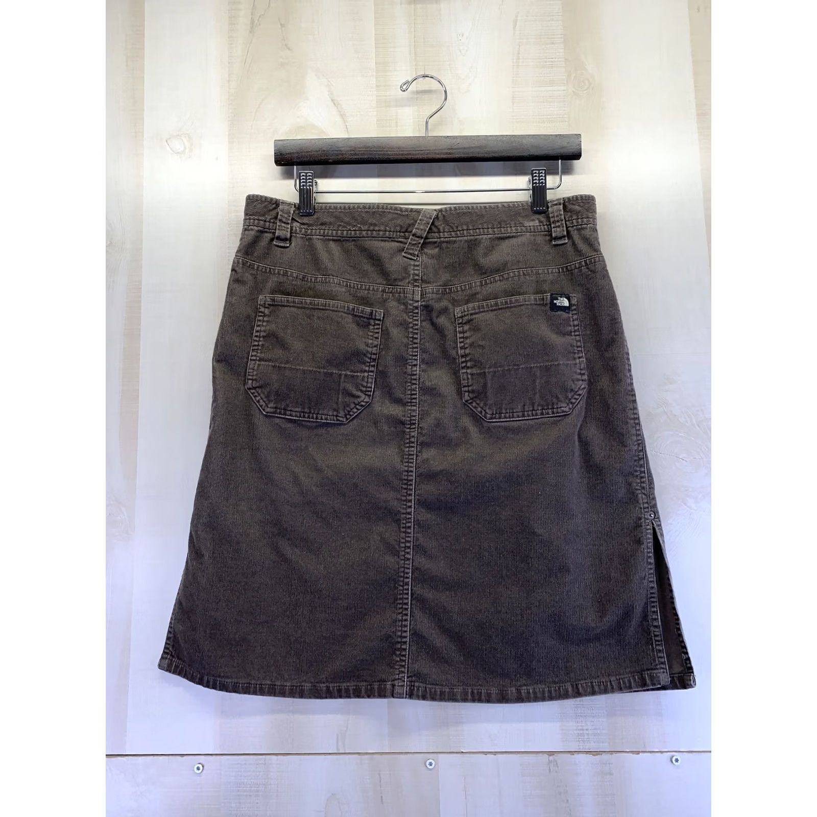 The North Face The North Face Weathered Brown Corduroy Stretch Skirt Womens Size 8-6497 Size 30" / US 8 / IT 44 - 5 Thumbnail