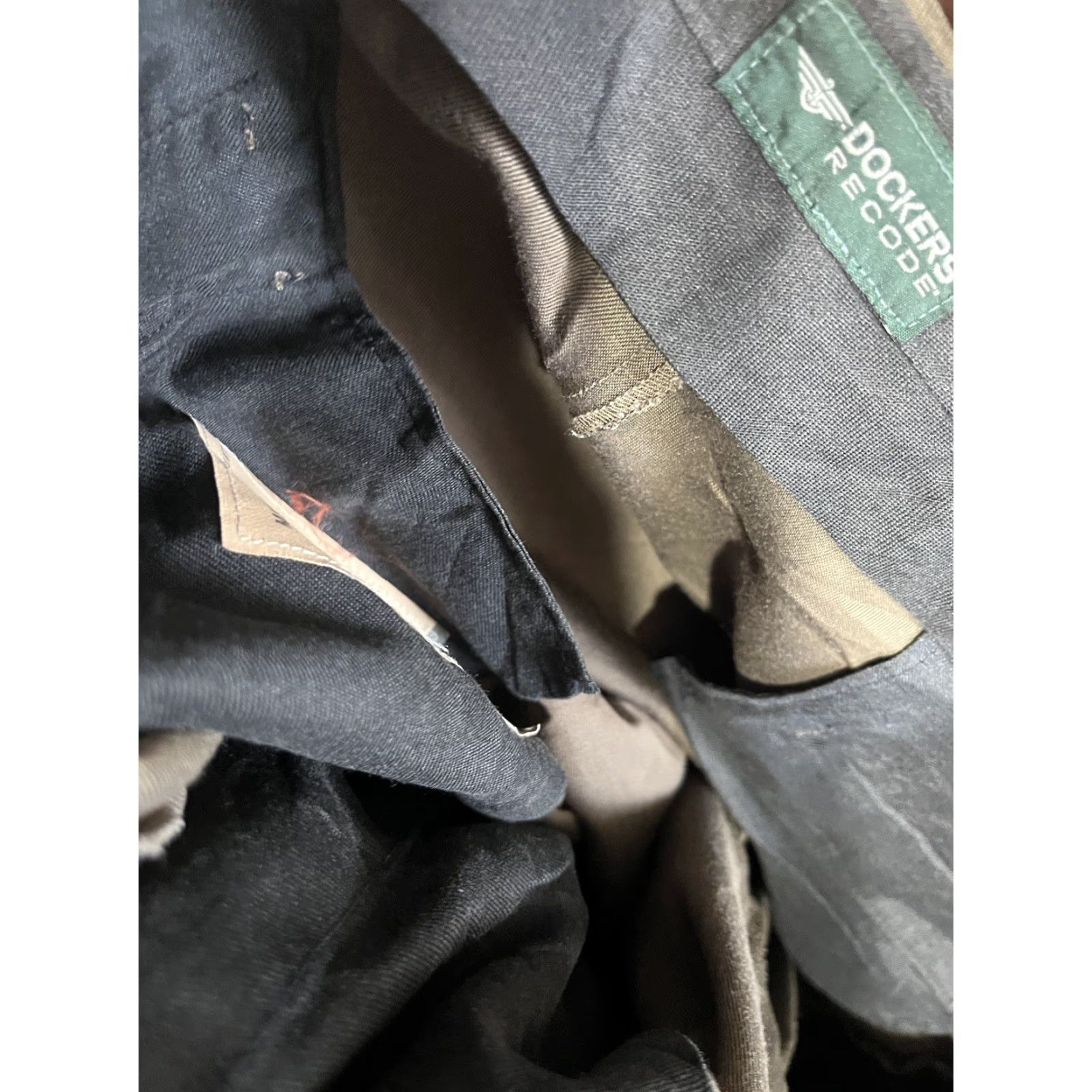 Dockers DOCKERS Pants Khaki Men’s Straight Leg Size 38 EUC 38x30 Brown Pleated Front Vintage No 30 Inseam Mens Size US 38 / EU 54 - 5 Thumbnail