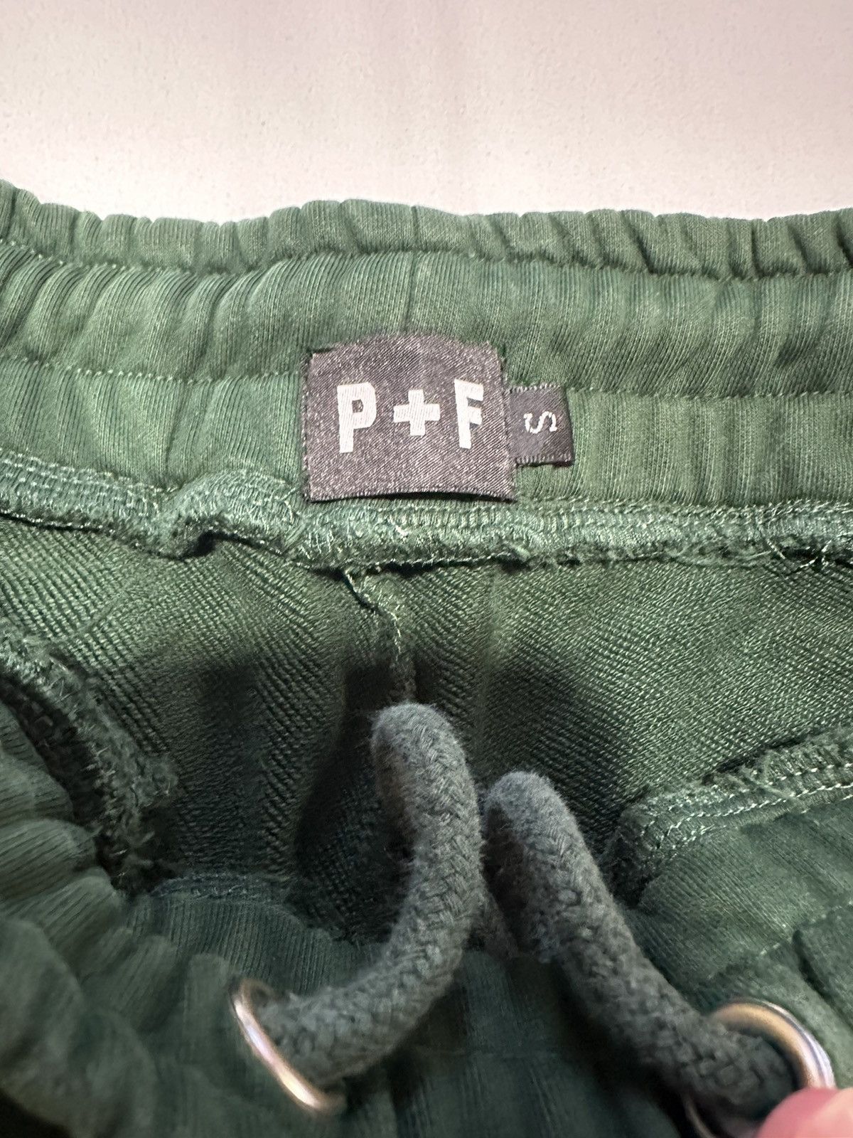 Places + Faces Places + Faces Sweatpants size small Size US 30 / EU 46 - 3 Thumbnail