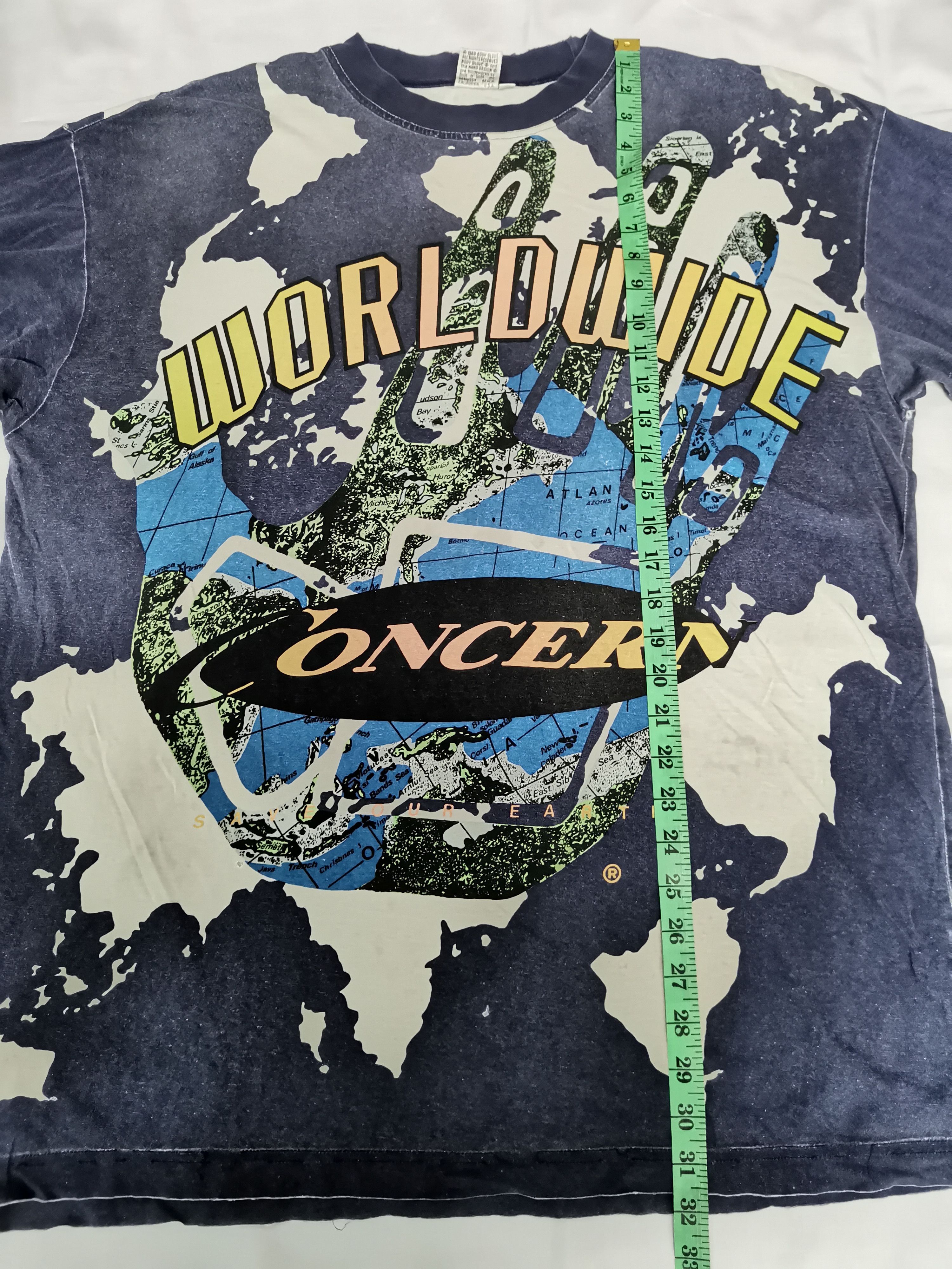 Body Glove Vintage Body Glove Worldwide Concern OverPrint Rap Tee Skate Size US XL / EU 56 / 4 - 7 Thumbnail