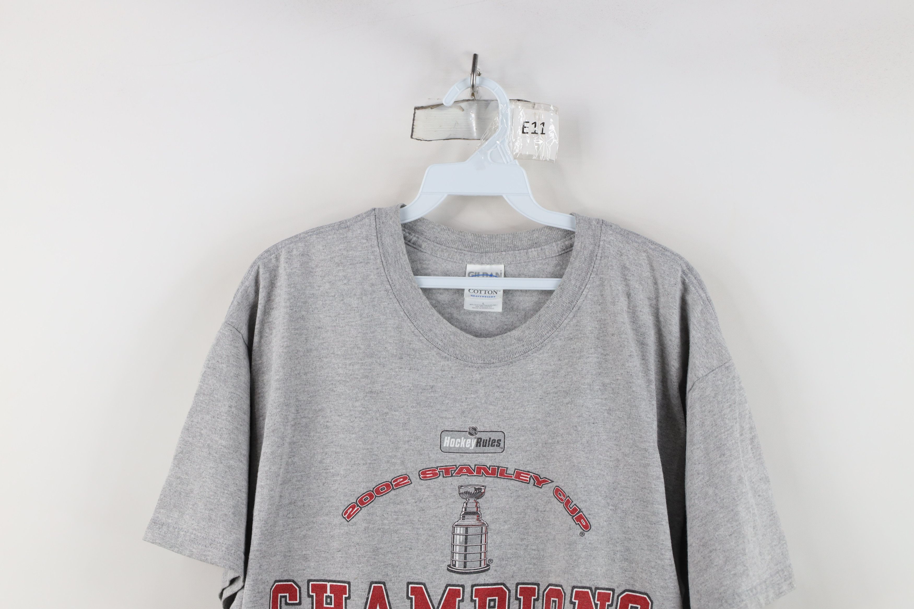Vintage Vintage 2002 Stanley Cup Champs Detroit Red Wings T-Shirt Size US L / EU 52-54 / 3 - 2 Thumbnail
