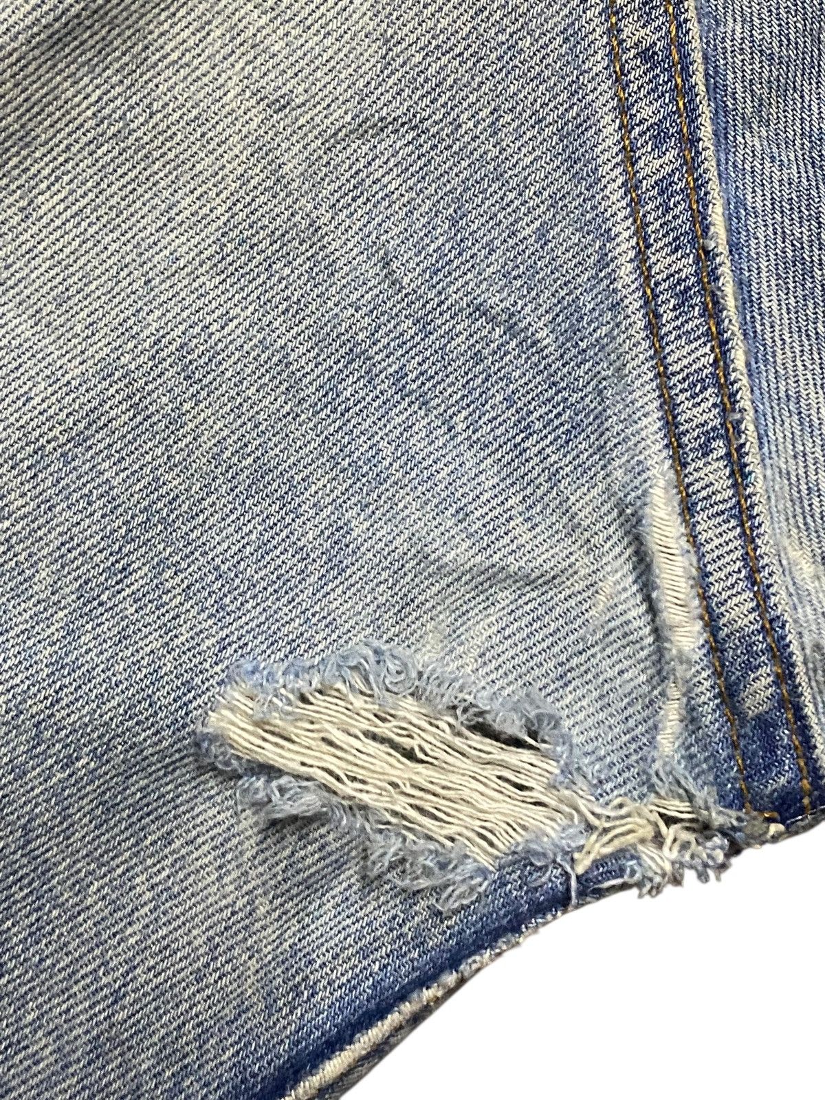 Levi's Levi’s 501 Distressed Light Wash Straight USA Vintage Size US 32 / EU 48 - 14 Thumbnail