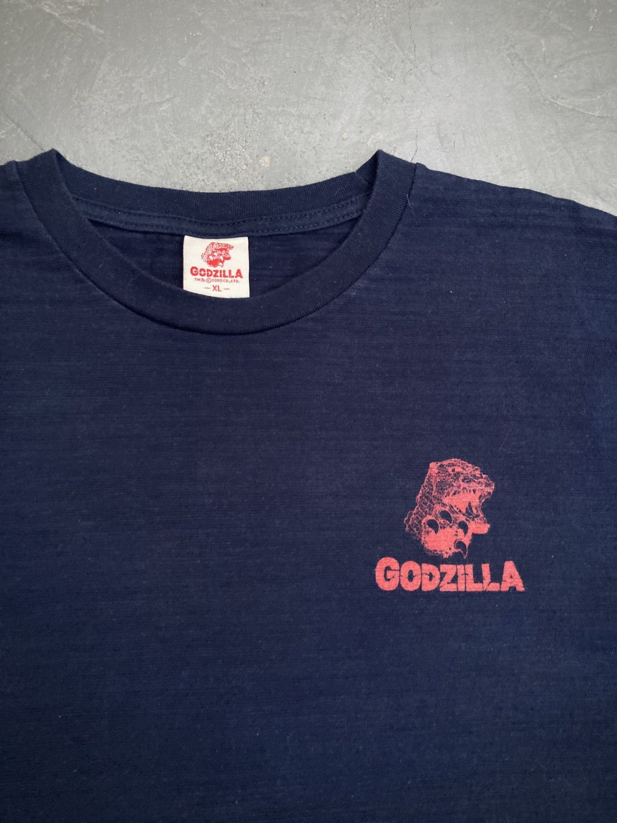 Japanese Brand × Vintage Vintage 2000s Godzilla Tee Size US M / EU 48-50 / 2 - 5 Thumbnail