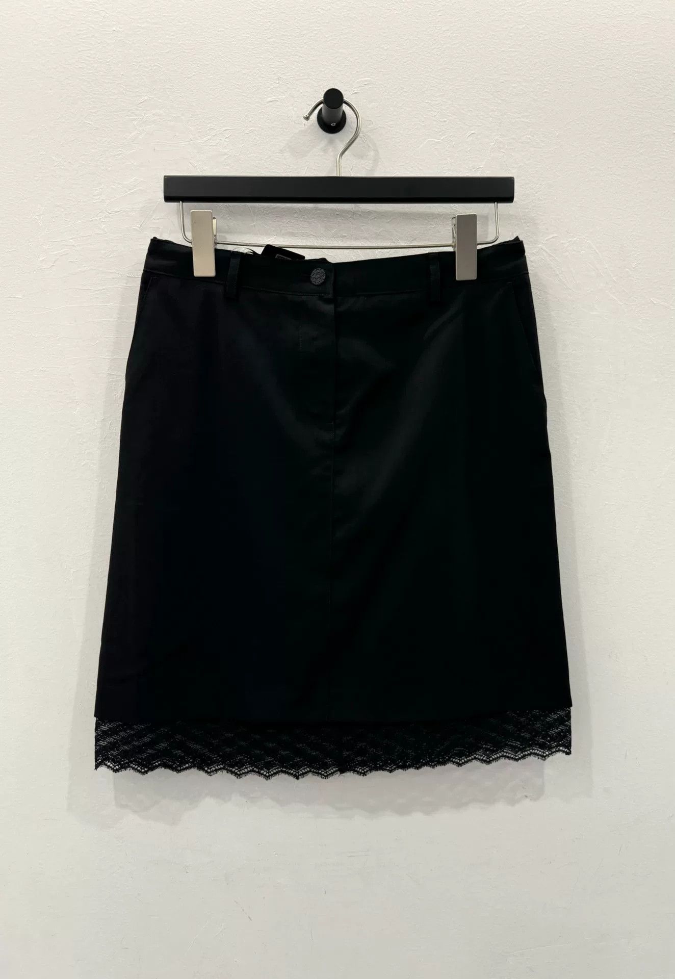 Chanel black lace hem wool skirt size 36 Size US 36 / EU 52 - 1 Thumbnail