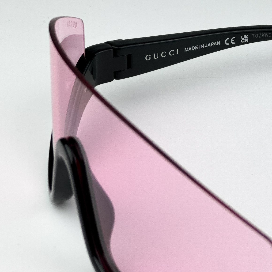Gucci NEW Gucci GG1650S 002 Black Unisex Shield Mask Sunglasses Size ONE SIZE - 5 Thumbnail