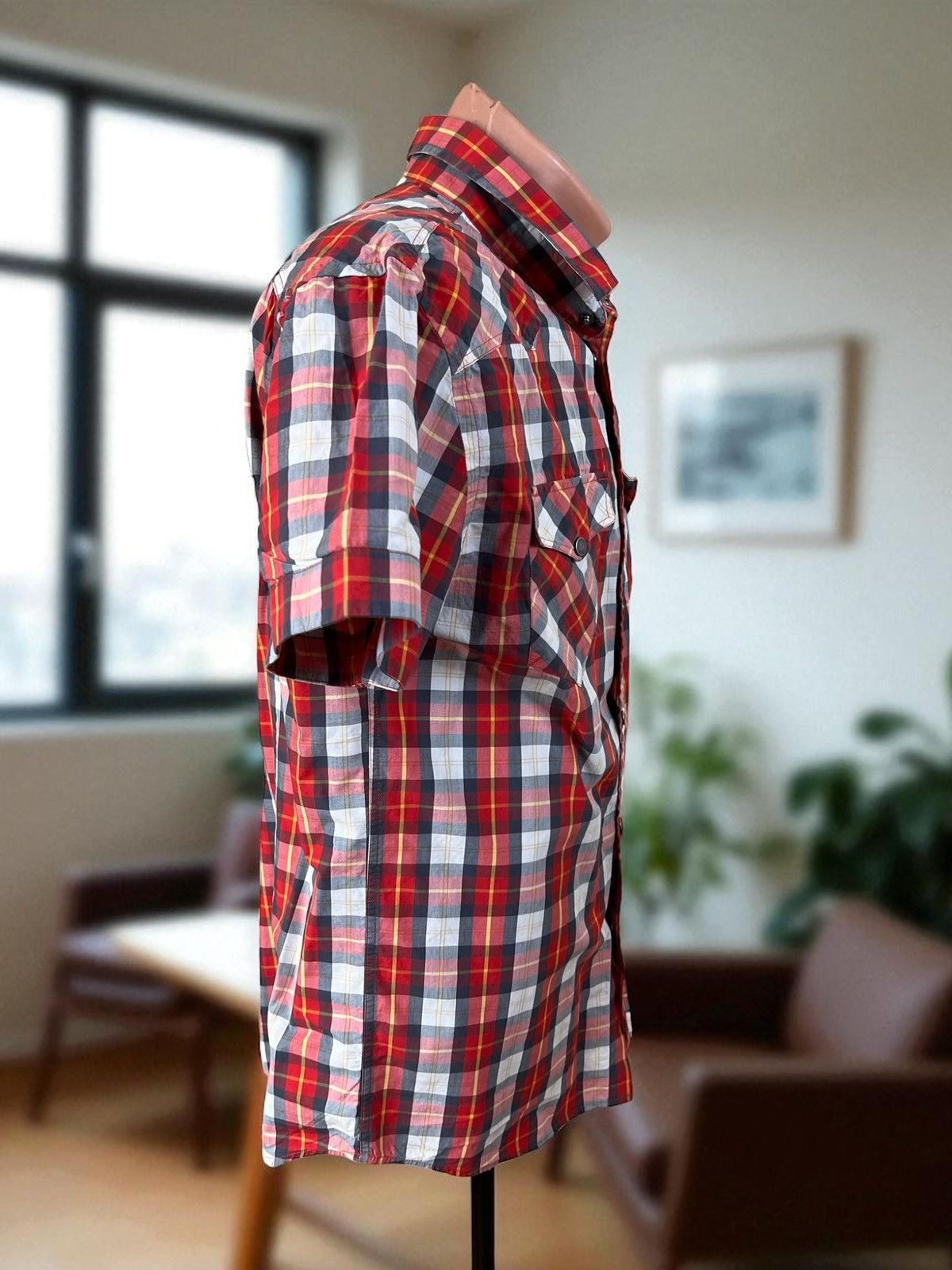 Peak Performance Peak Performace checked shirt size M short sleeve Size US M / EU 48-50 / 2 - 2 Thumbnail