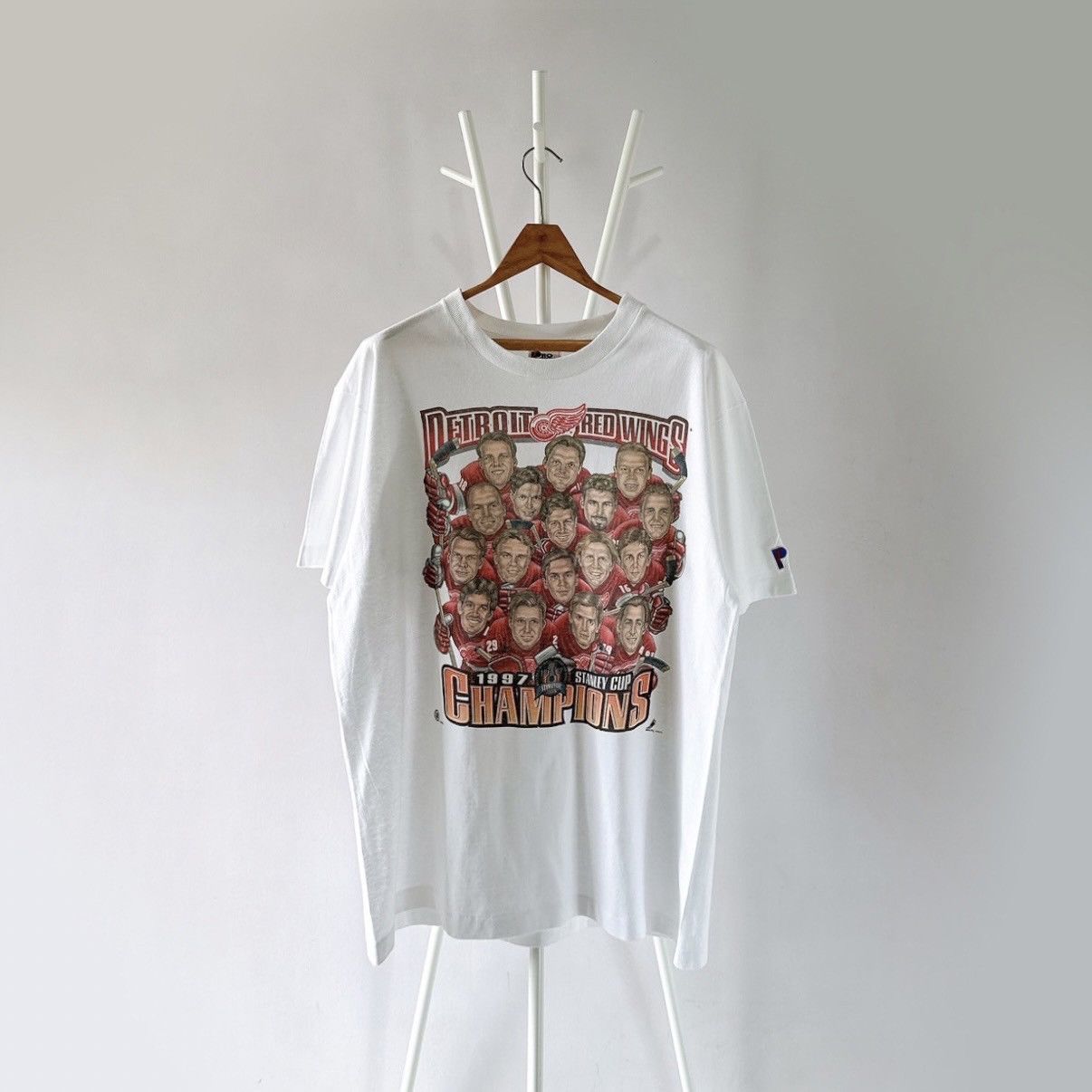 Pro Player × Vintage 90s Detroit Red Wings caricatures NHL t-shirt/ L Size US L / EU 52-54 / 3 - 1 Thumbnail
