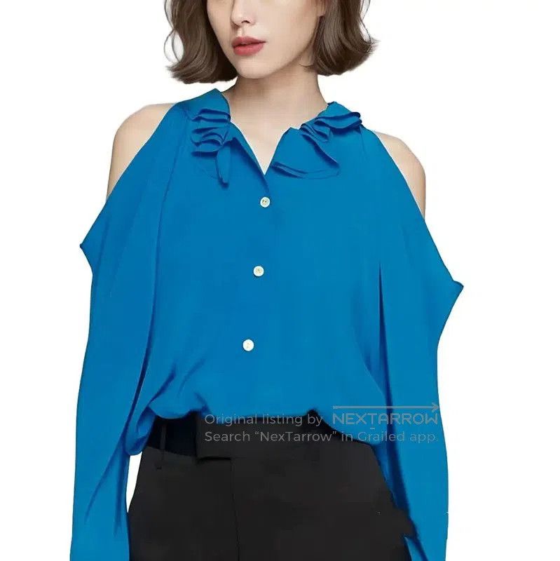 Chanel Chanel Blue Silk Cold Shoulder Blouse . Size M / US 6-8 / IT 42-44 - 1 Thumbnail