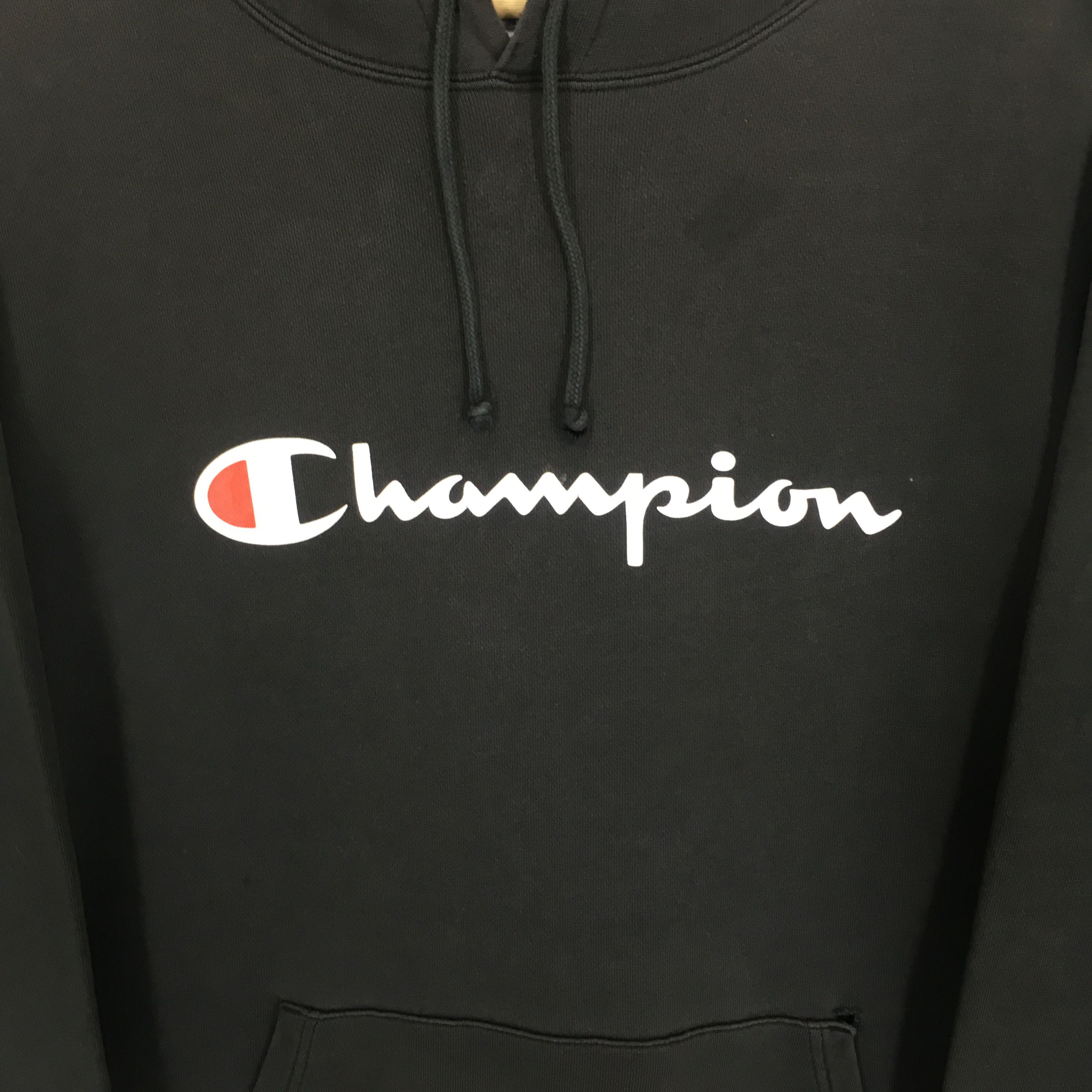 Champion Vintage Champion Black Sweater Large Champion - 365 Size US L / EU 52-54 / 3 - 4 Thumbnail