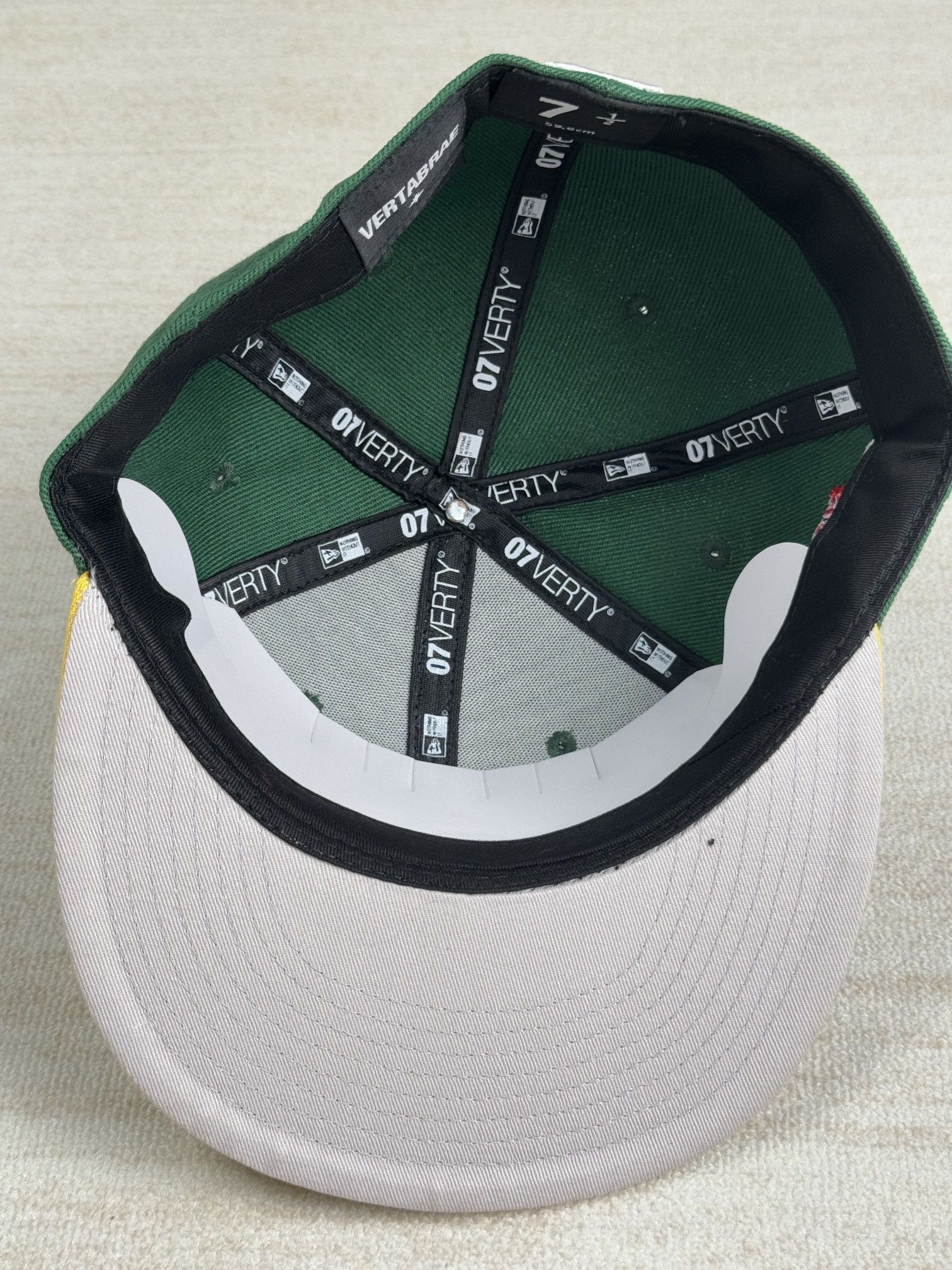 Vertabrae Vertebrae snapback 7 1/2 Size ONE SIZE - 7 Thumbnail