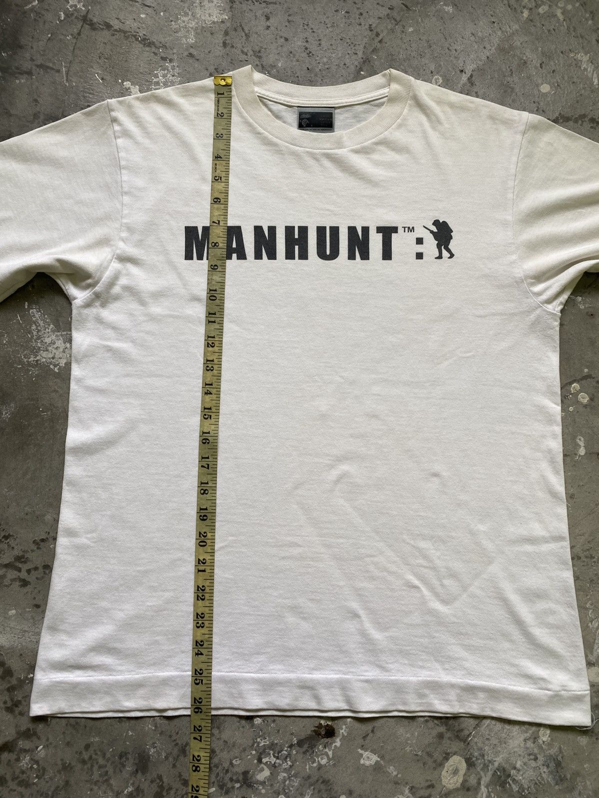 Bape Vintage BAPE Manhunt A Bathing Ape Tee Nigo Era Size US M / EU 48-50 / 2 - 14 Thumbnail