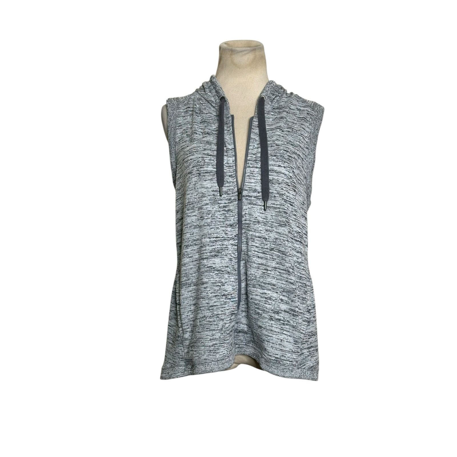 Athleta Athleta heathered gray blissful balance hooded vest Size XS Size XS / US 0-2 / IT 36-38 - 13 Thumbnail
