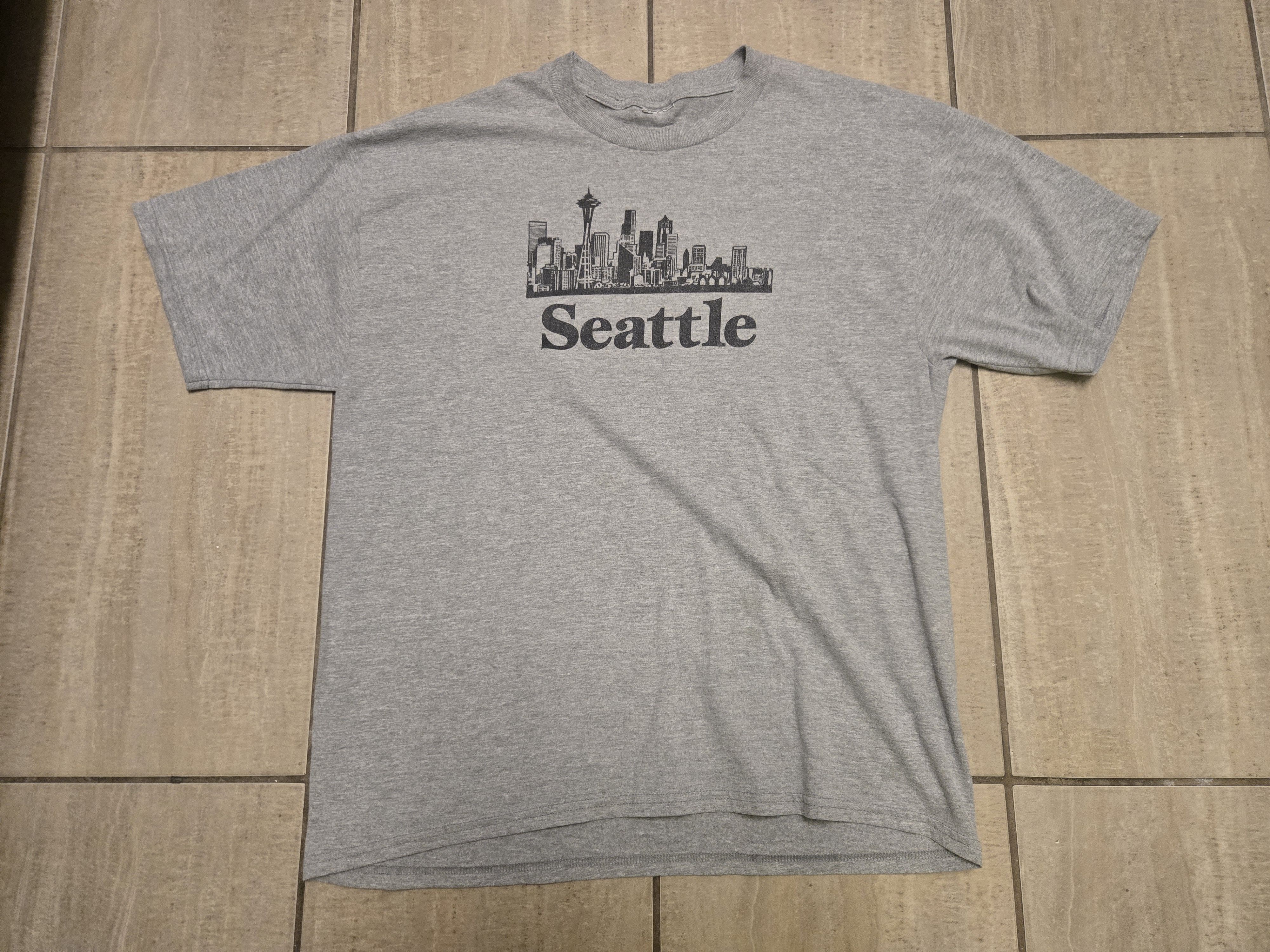 Vintage Vintage Seattle Washington T Shirt XL Gray Graphic Tee Size US XL / EU 56 / 4 - 1 Thumbnail