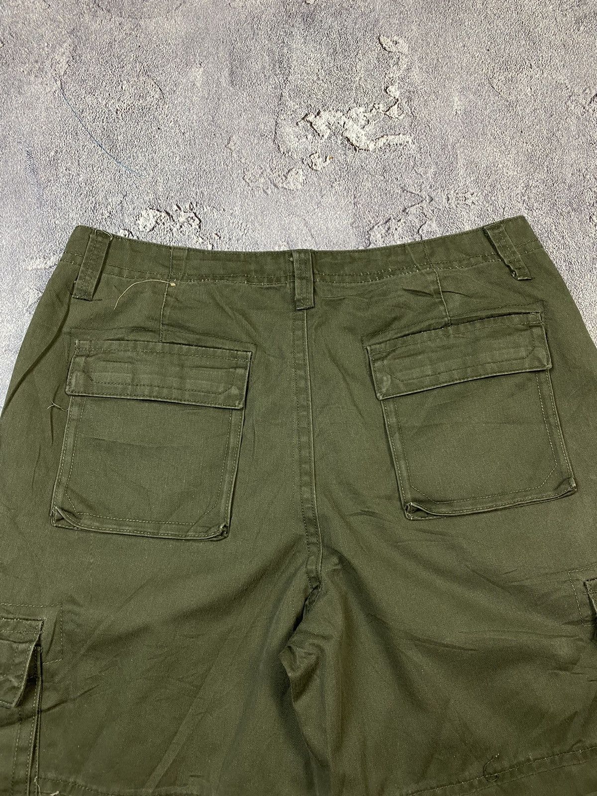 Southpole Y2K Southpole Baggy Khaki Cargo Shorts Rap 2000s Size US 40 / EU 56 - 7 Thumbnail