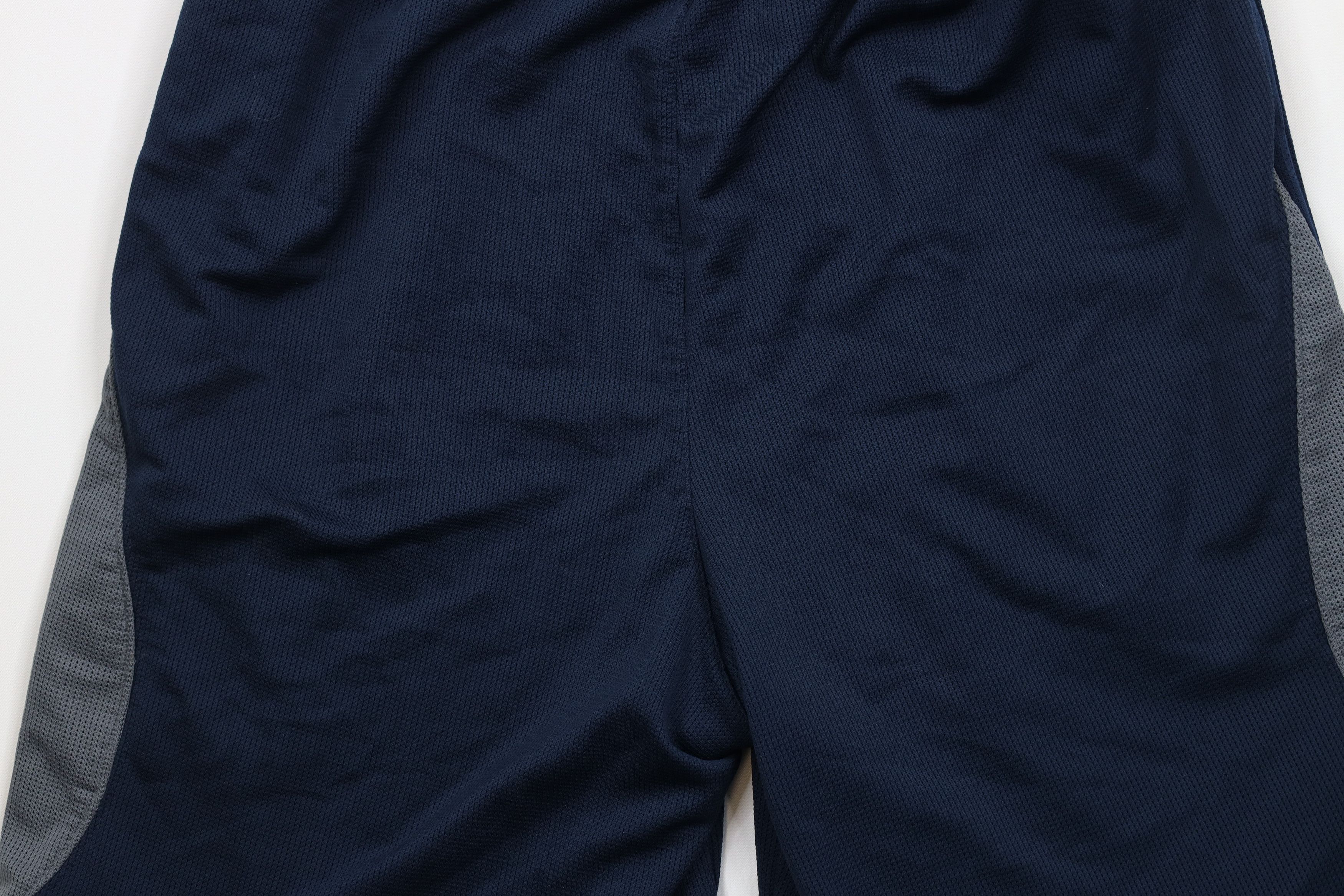 Nike × Vintage Vintage Nike Scott Mini Swoosh Thermal Knit Shorts Blue Size US 34 / EU 50 - 13 Thumbnail