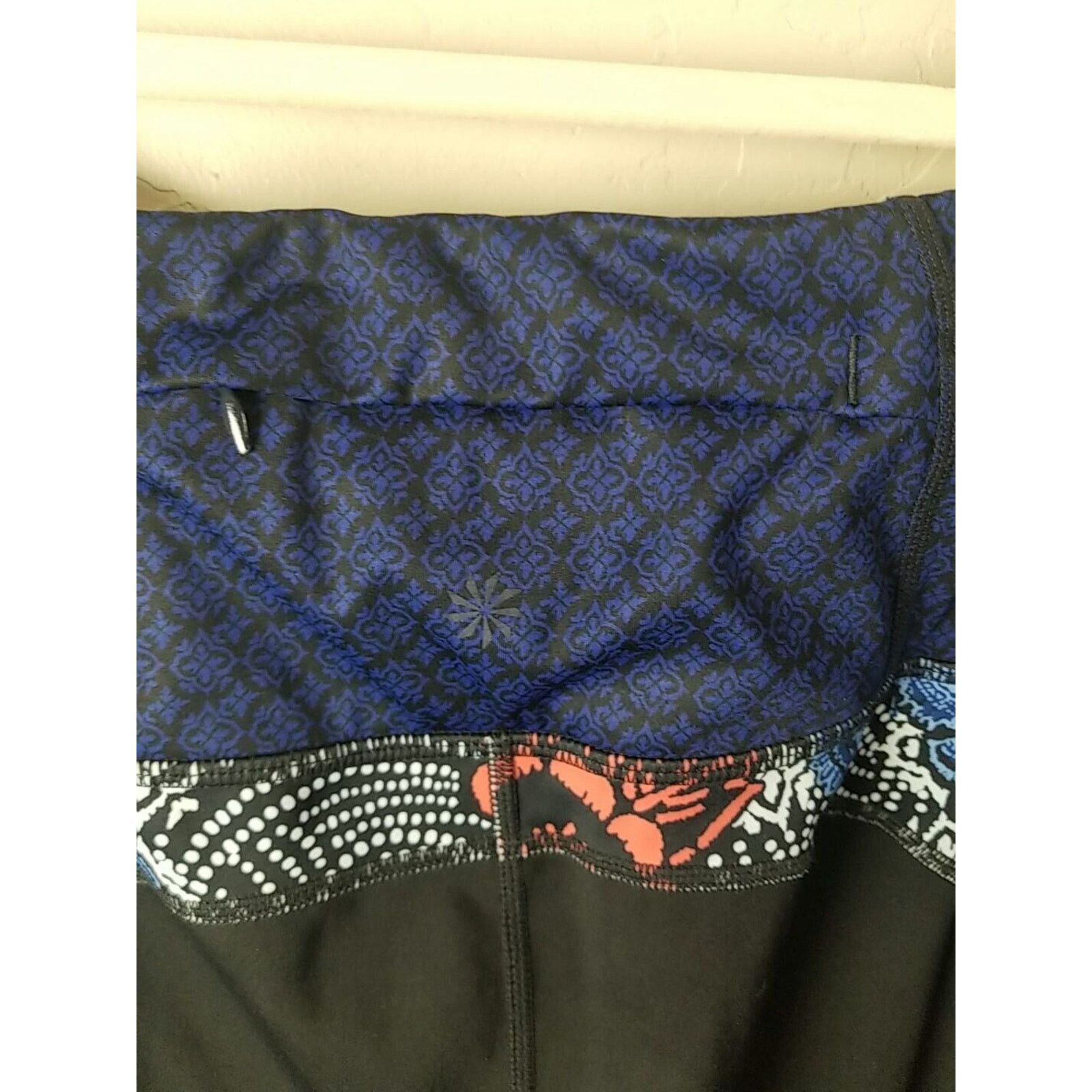 Athleta Athleta Lotus Precision 7/8 Tight Leggings M Stretch Sporty Size 27" / US 4 / IT 40 - 7 Thumbnail