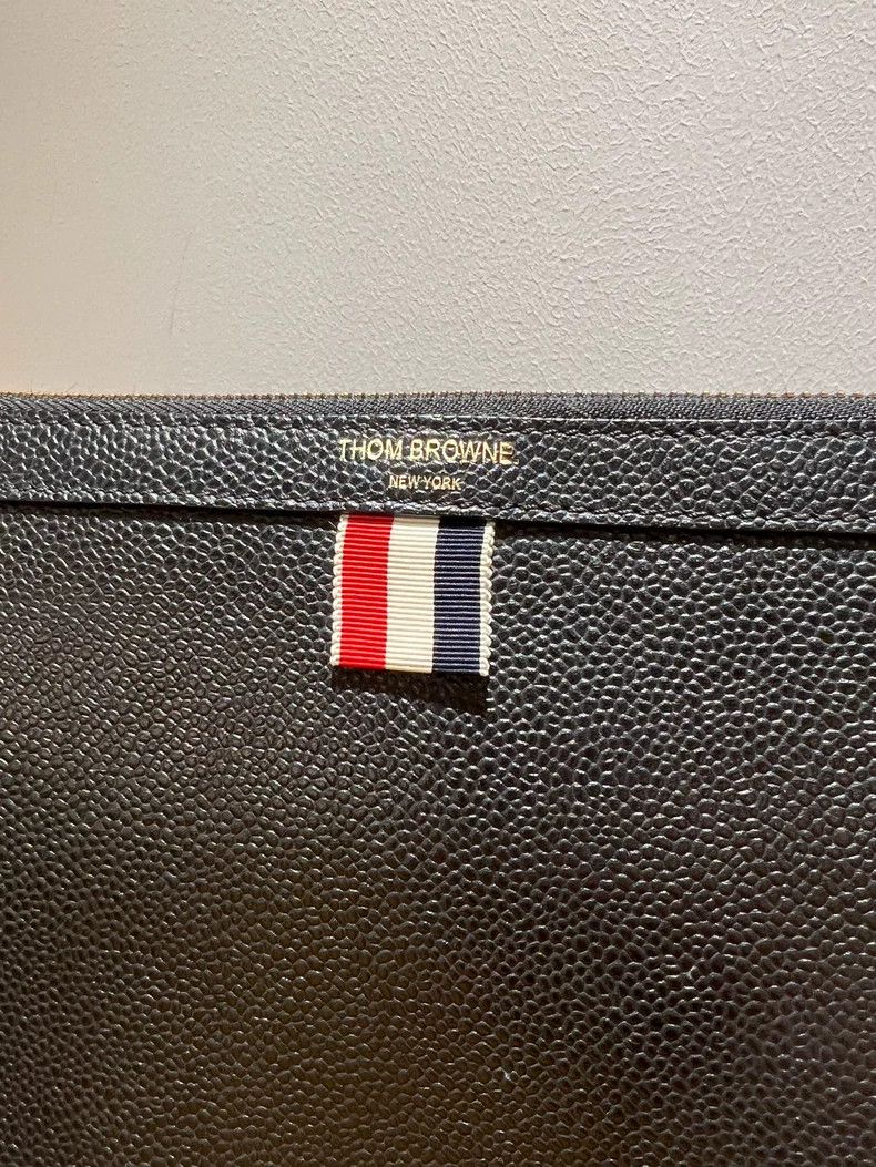 Thom Browne Thom Browne Size OSLitchi Leather Handbag 2501-Nextarrow Size ONE SIZE - 6 Thumbnail