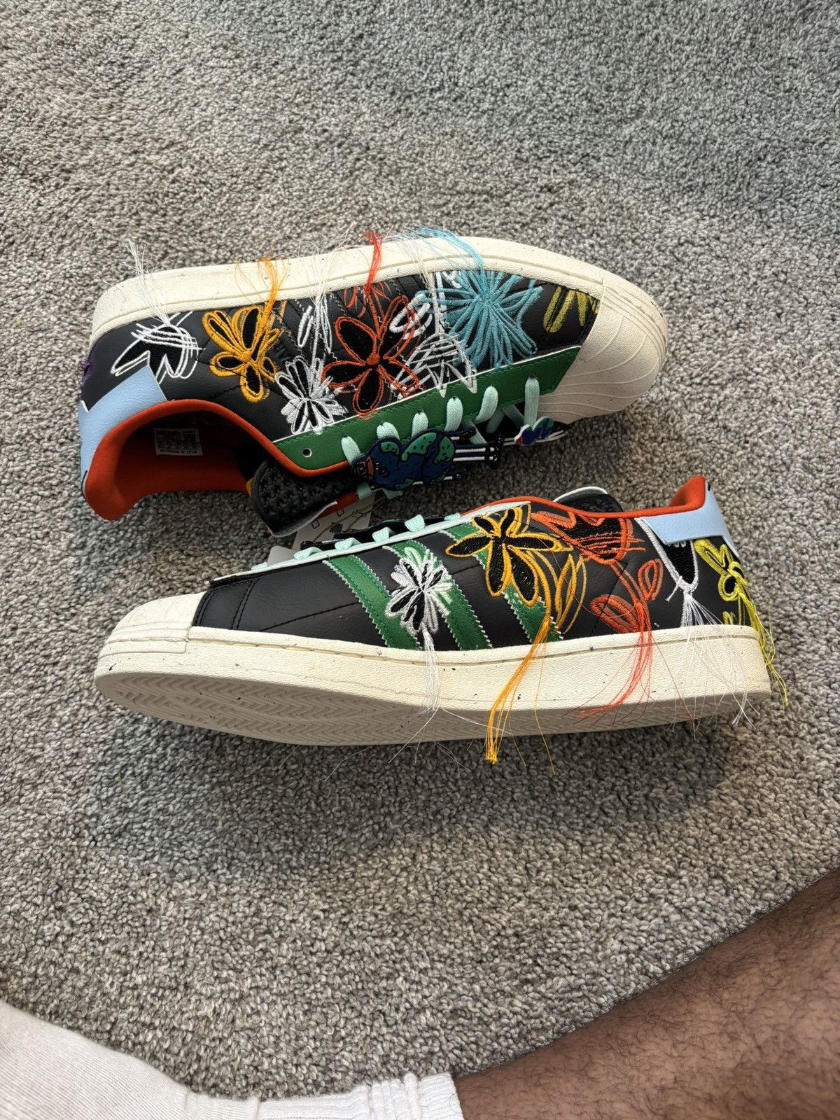 Adidas sean wotherspoon x adidas superstars Size US 12 / EU 45 - 3 Thumbnail