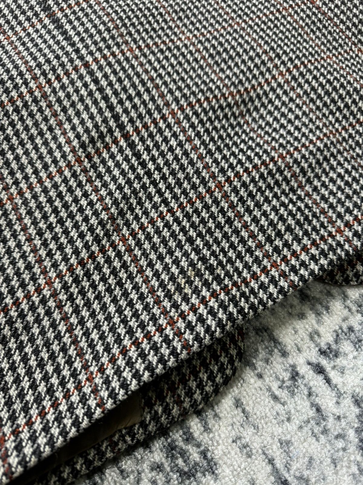 Vintage × Yves Saint Laurent Vintage Yves Saint Laurent Men's Houndstooth Blazer Jacket Size 44L - 14 Thumbnail