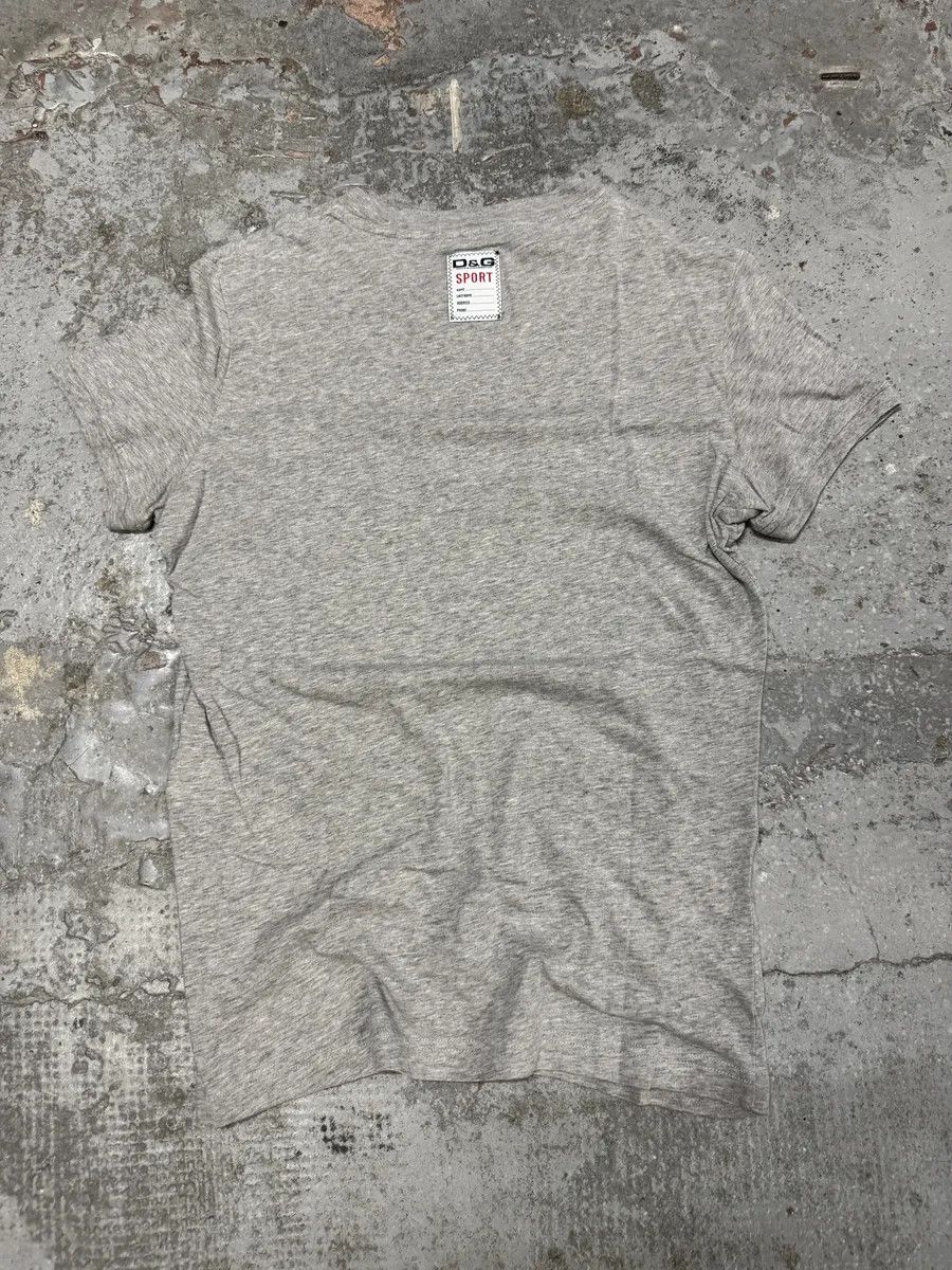 Dolce & Gabbana 2000s Dolce & Gabbana Bull Espana Grey T-Shirt Size US XS / EU 42 / 0 - 5 Thumbnail