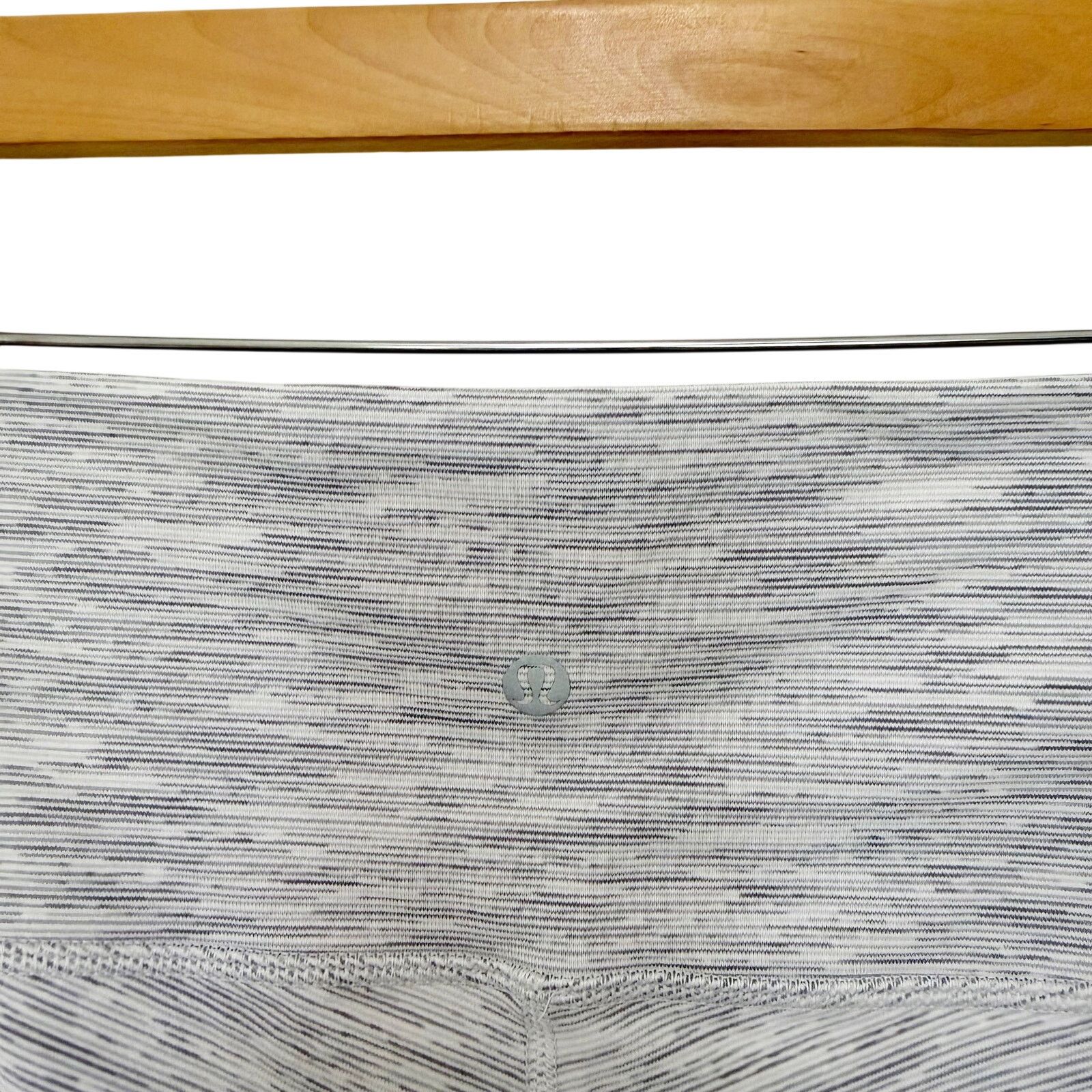 Lululemon Lululemon Wunder Under Train HR Wee Are From Space Leggings Size 30" / US 8 / IT 44 - 3 Thumbnail