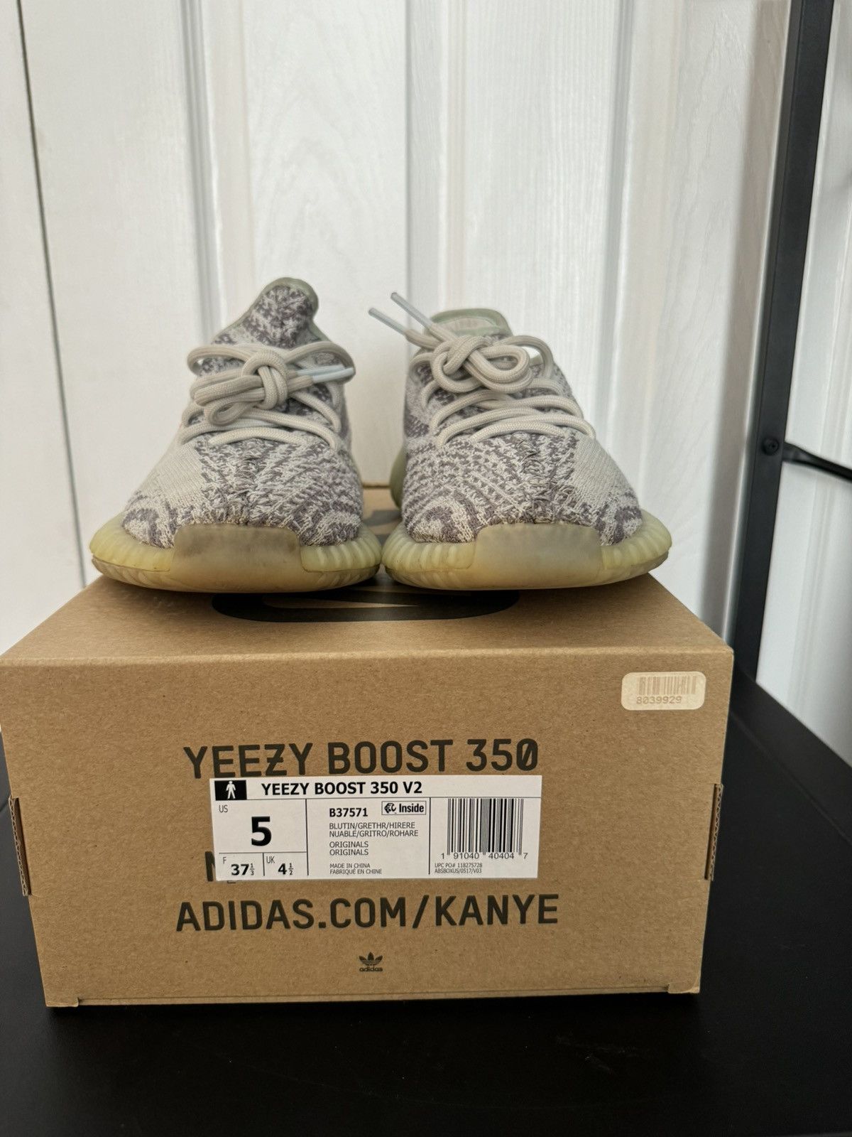 Adidas × Kanye West Yeezy 350 Blue Tint Size US 5 / EU 37 - 3 Thumbnail